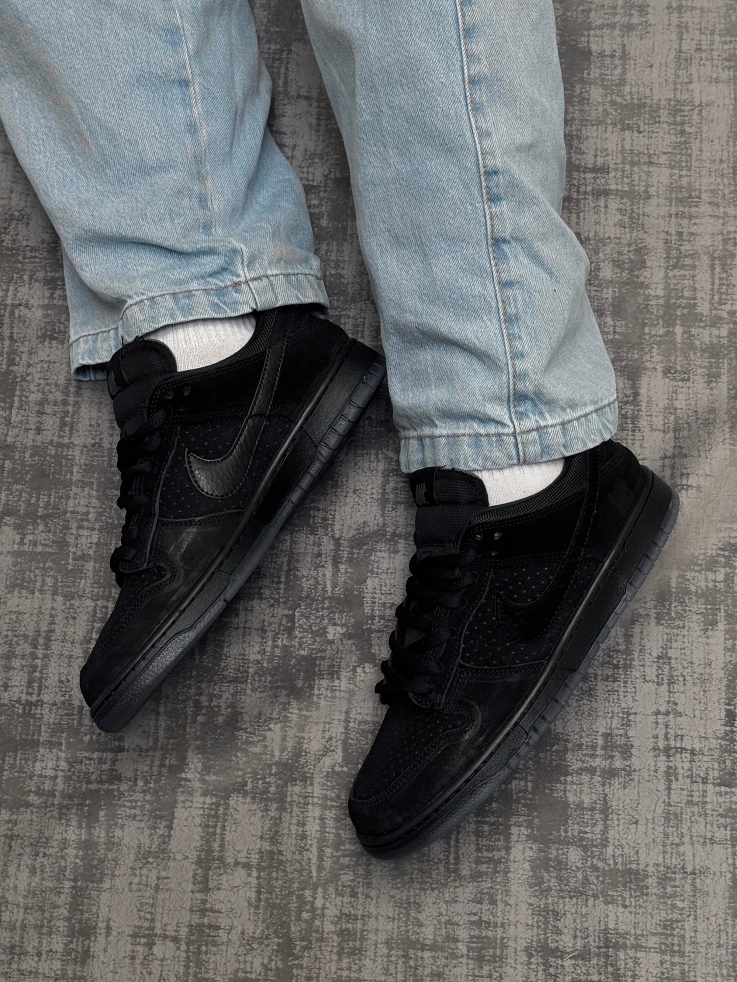 Nike Dunk Low SP Undefeated 5 On It Black