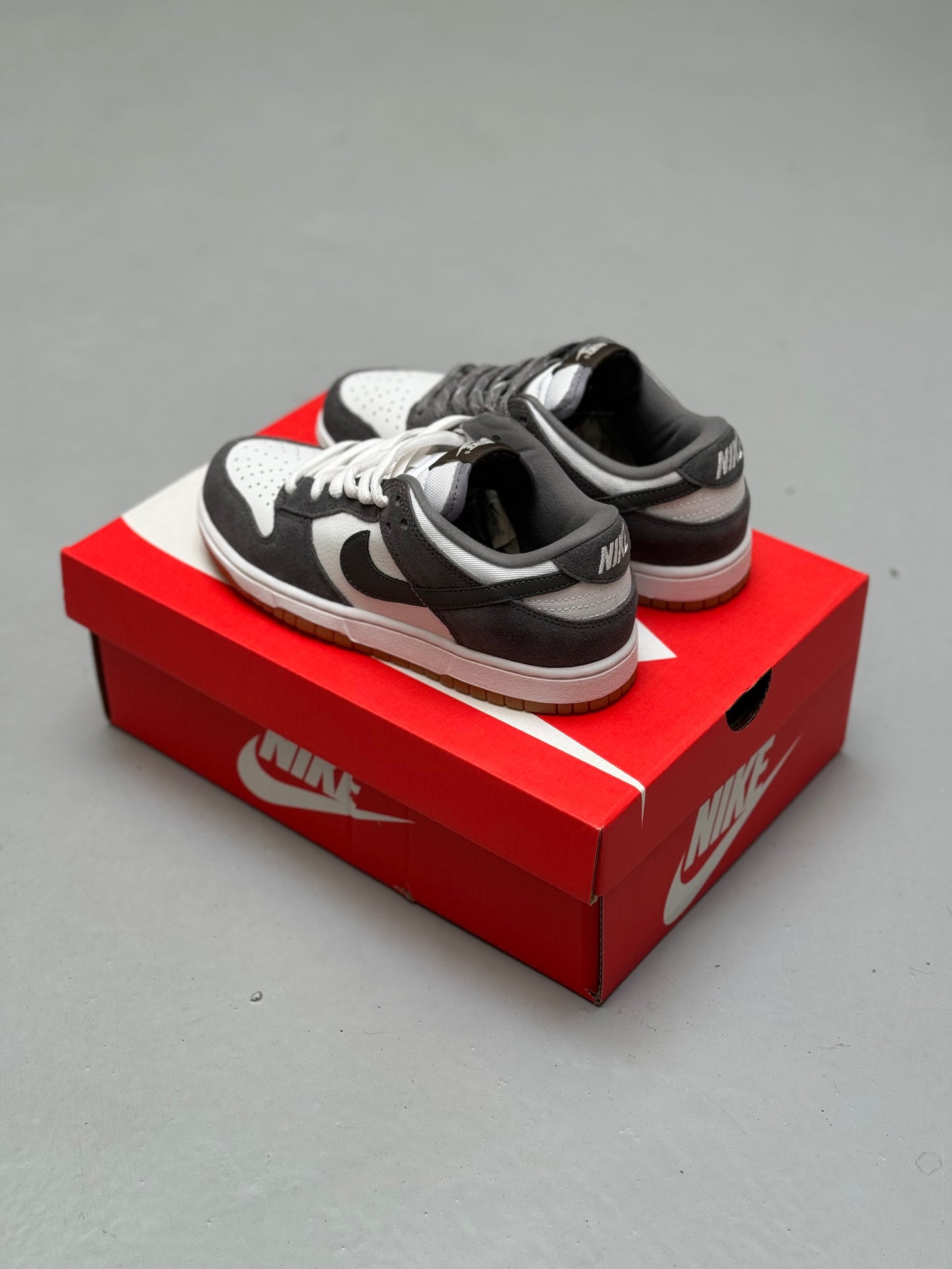 Nike Dunk Low Smoke Grey Gum 3M Swoosh