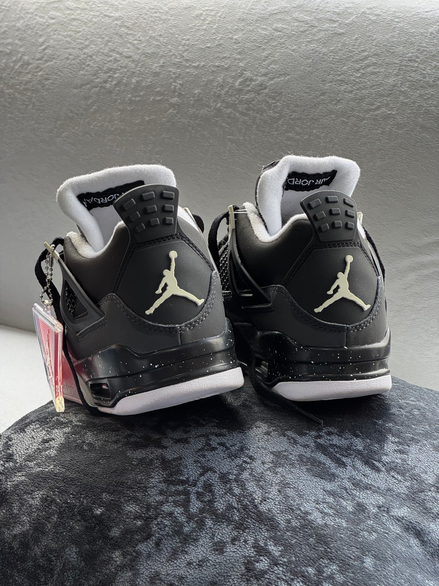 Air Jordan Retro 4 “Fear Pack”