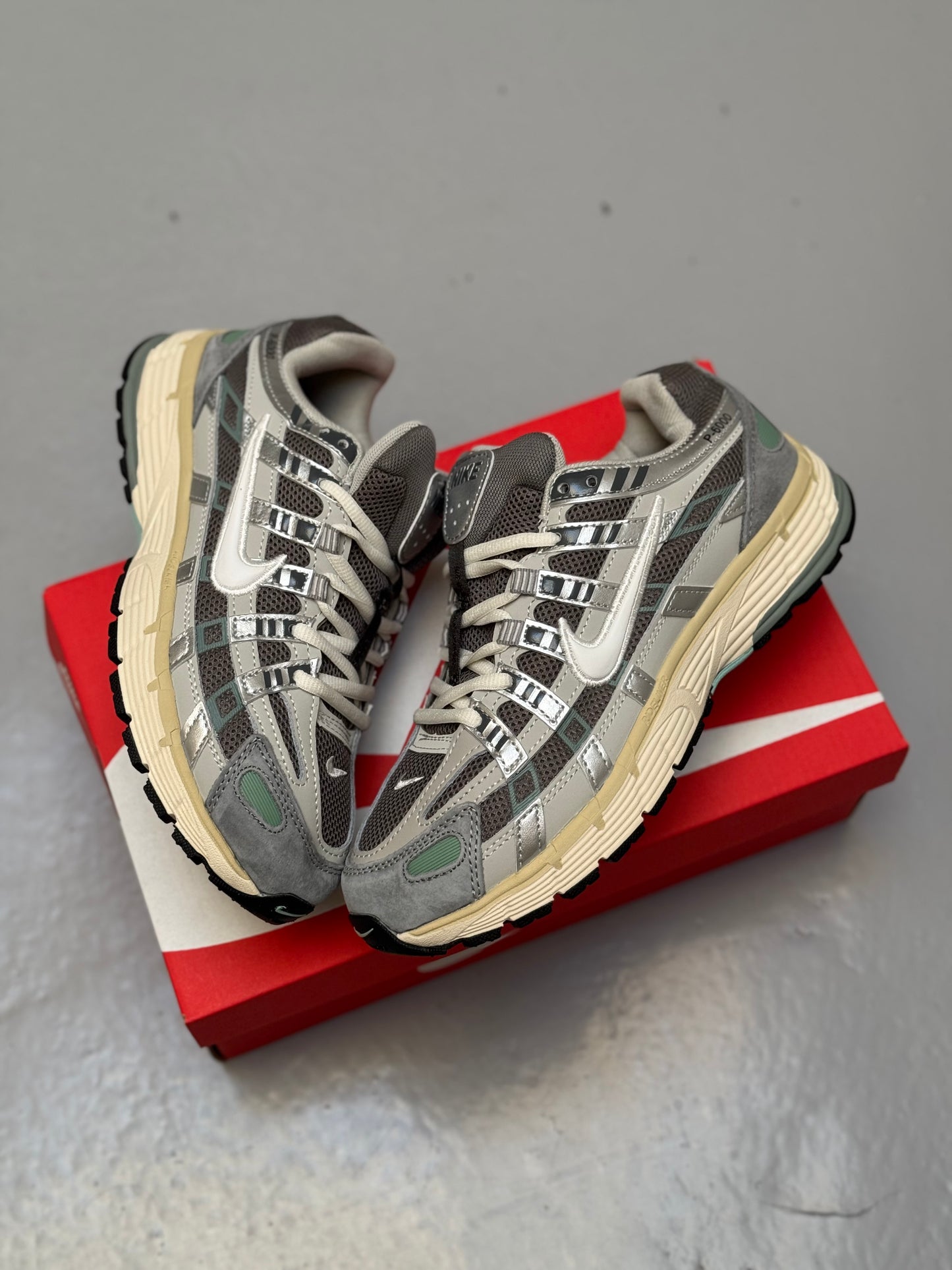 Nike P-6000