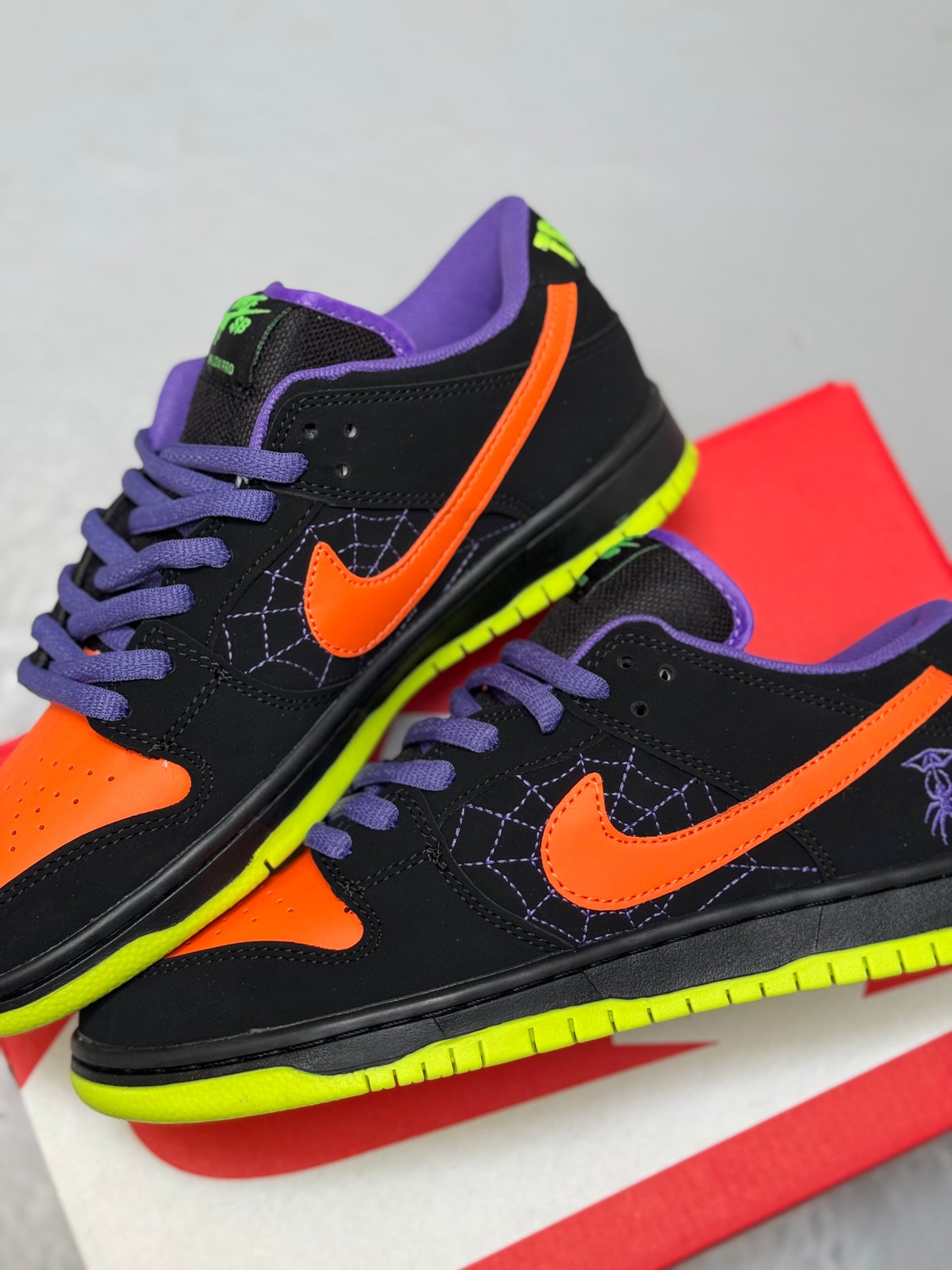 Nike SB Dunk Low “Night of Mishief”