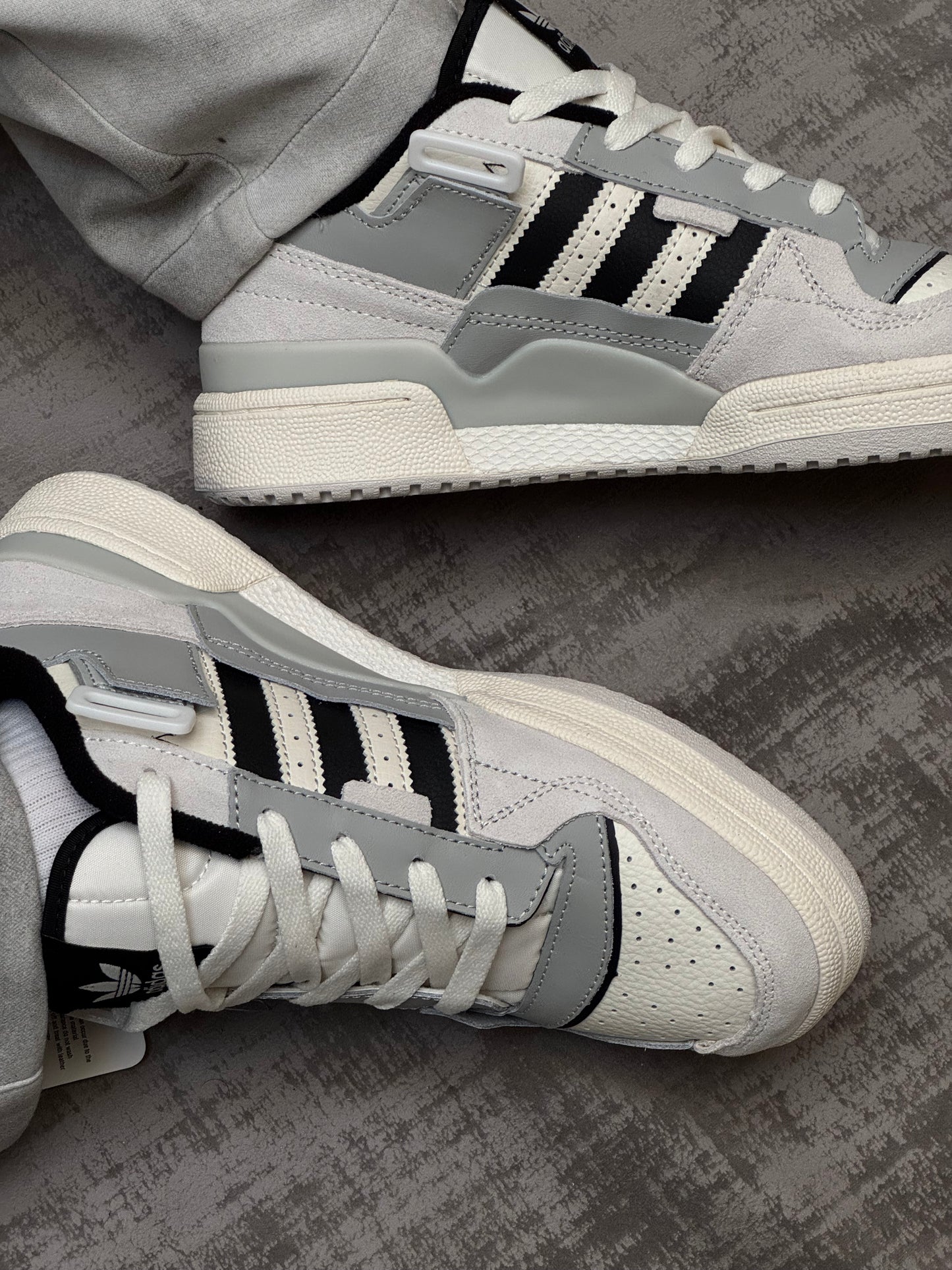 Adidas Forum Low B&W