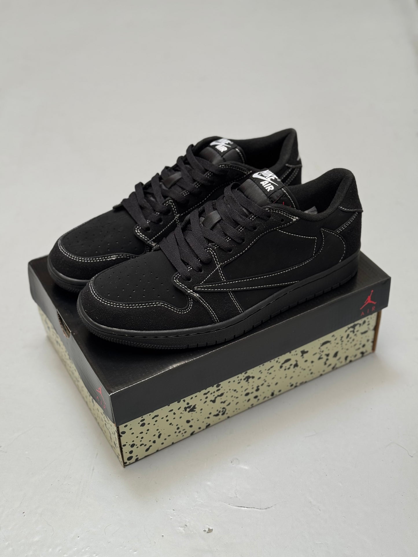 Jordan 1 Retro Low OG SP Travis Scott Black Phantom