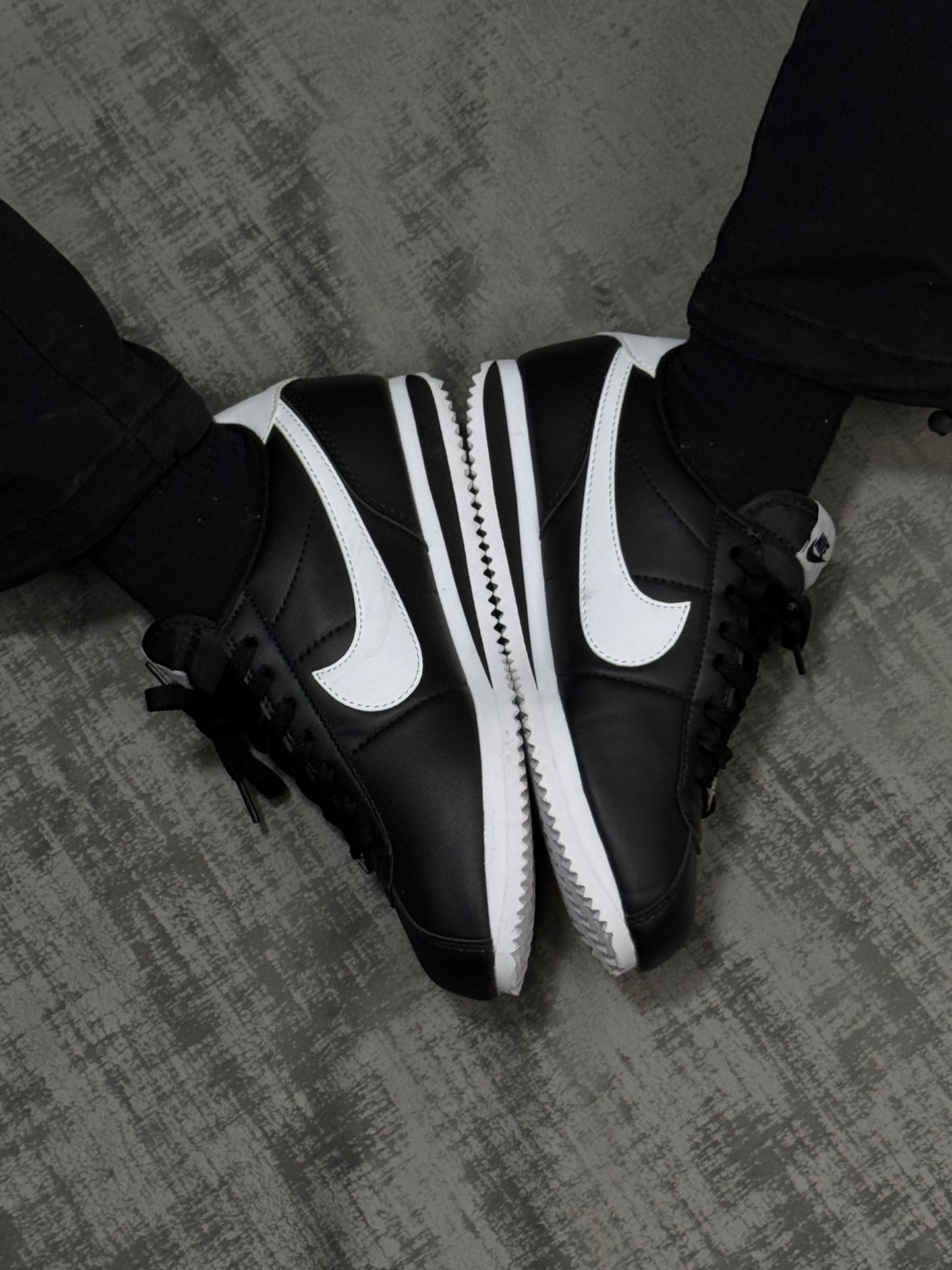 Nike Cortez B&W