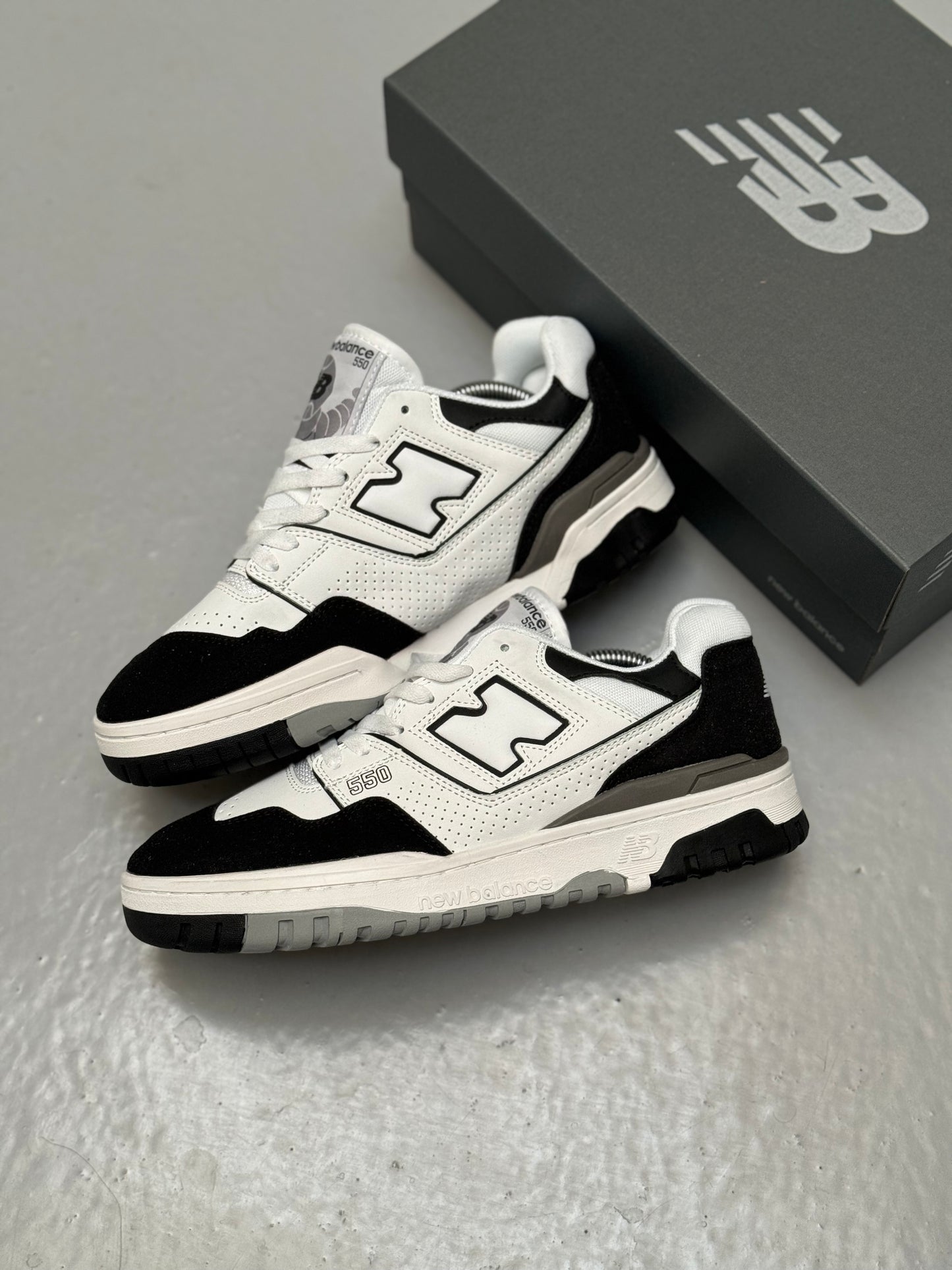 New Balance 550 Black White