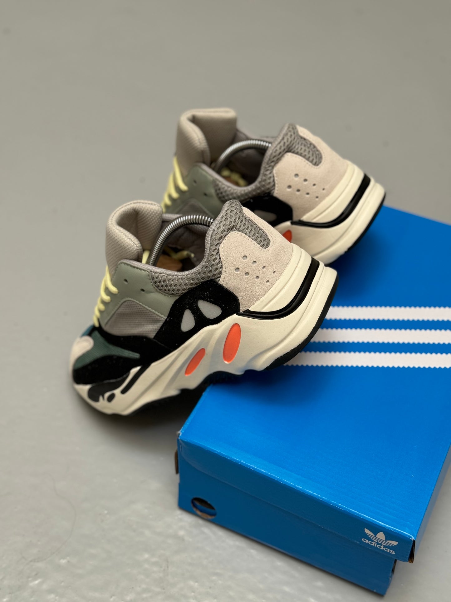 Adidas Yeezy Boost 700 Wave Runner