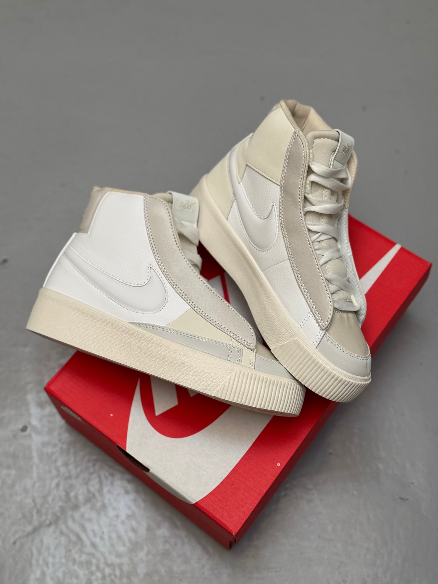 Nike Blazer Mid 77 White
