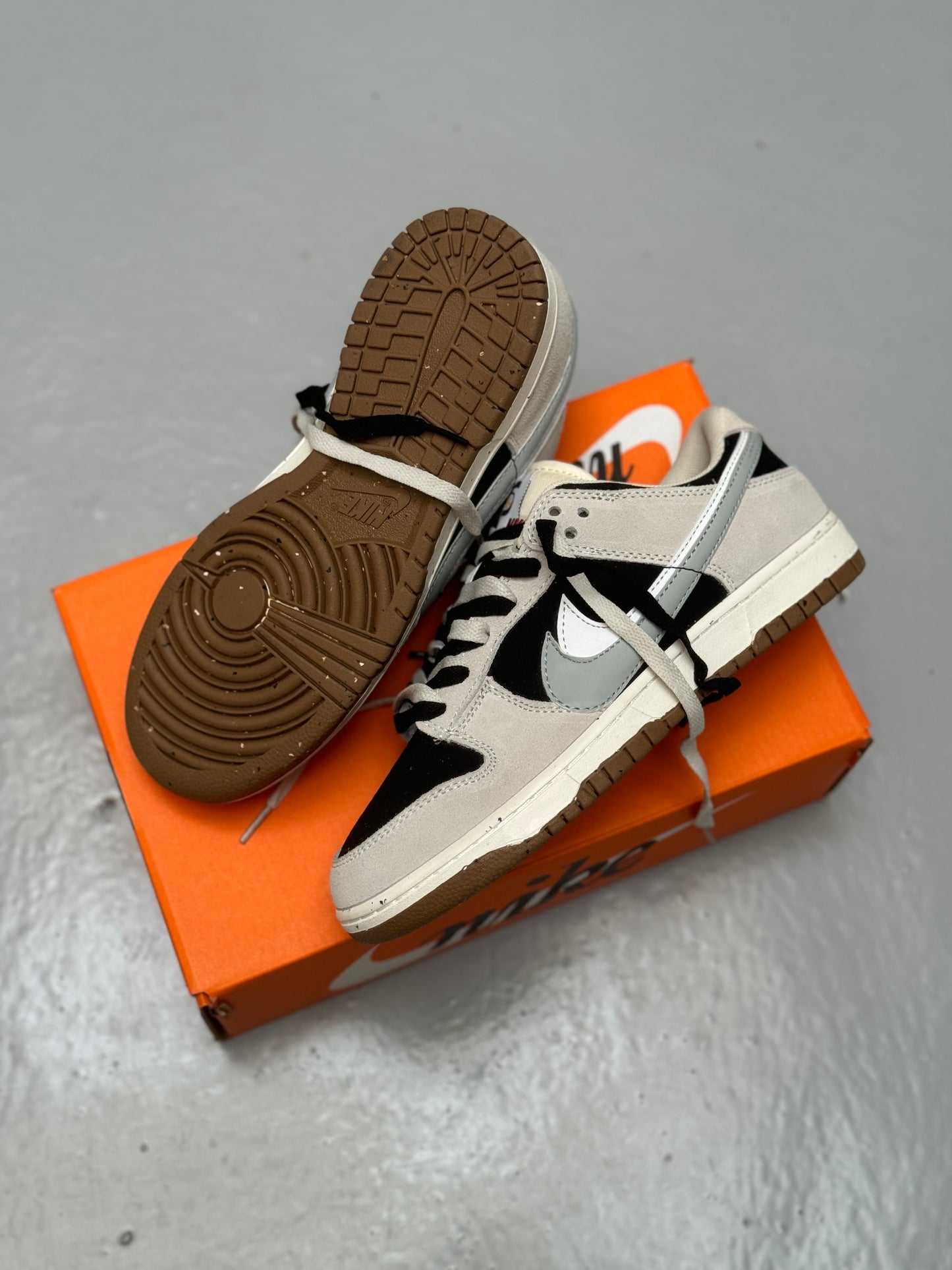 Nike SB Dunk Low 85 Double Swoosh