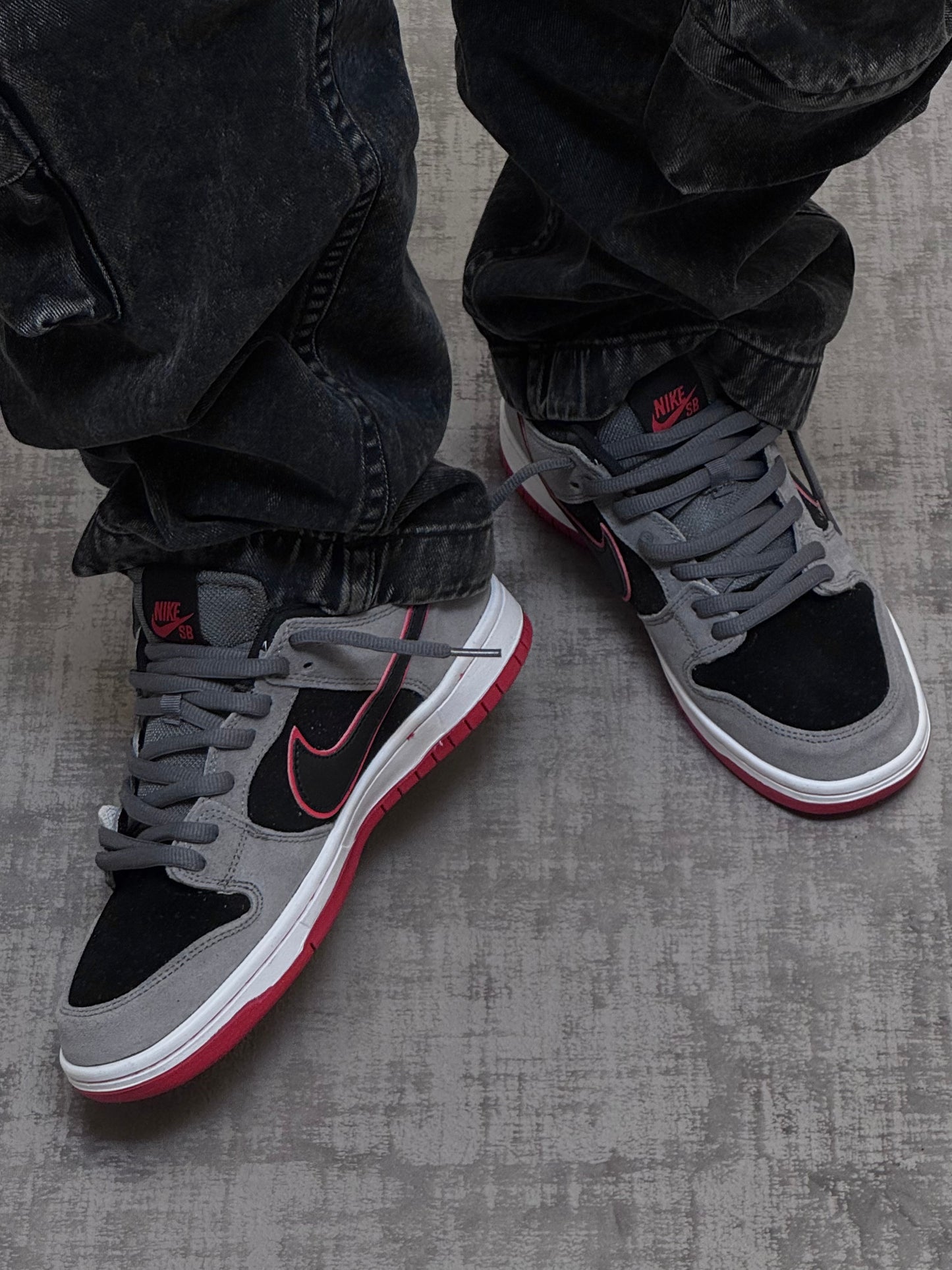 Nike SB Dunk Negro Rojo