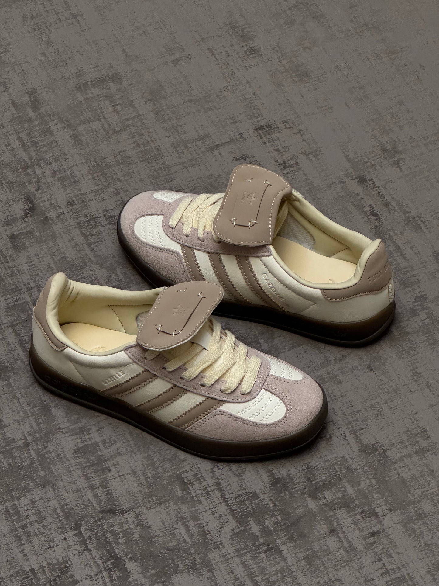 Adidas Gazelle Beige