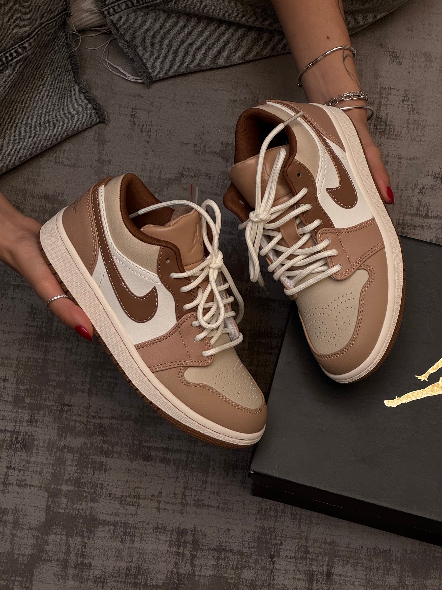 Air Jordan 1 Low “Tan Brown”