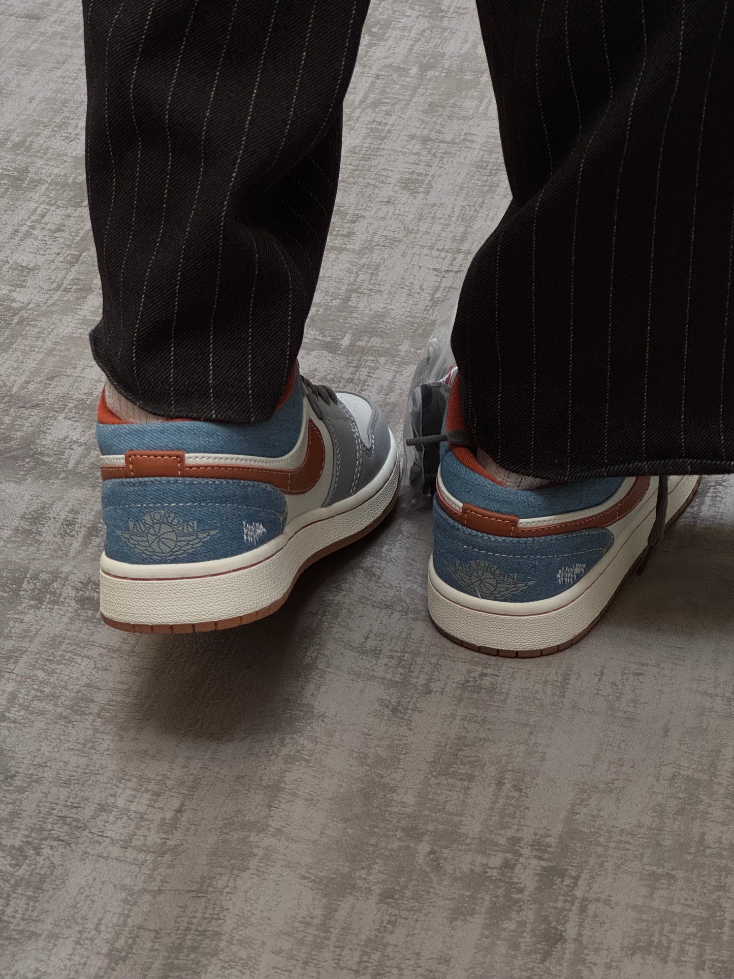 Air Jordan 1 Low Phantom Denim & SANDDRIFT