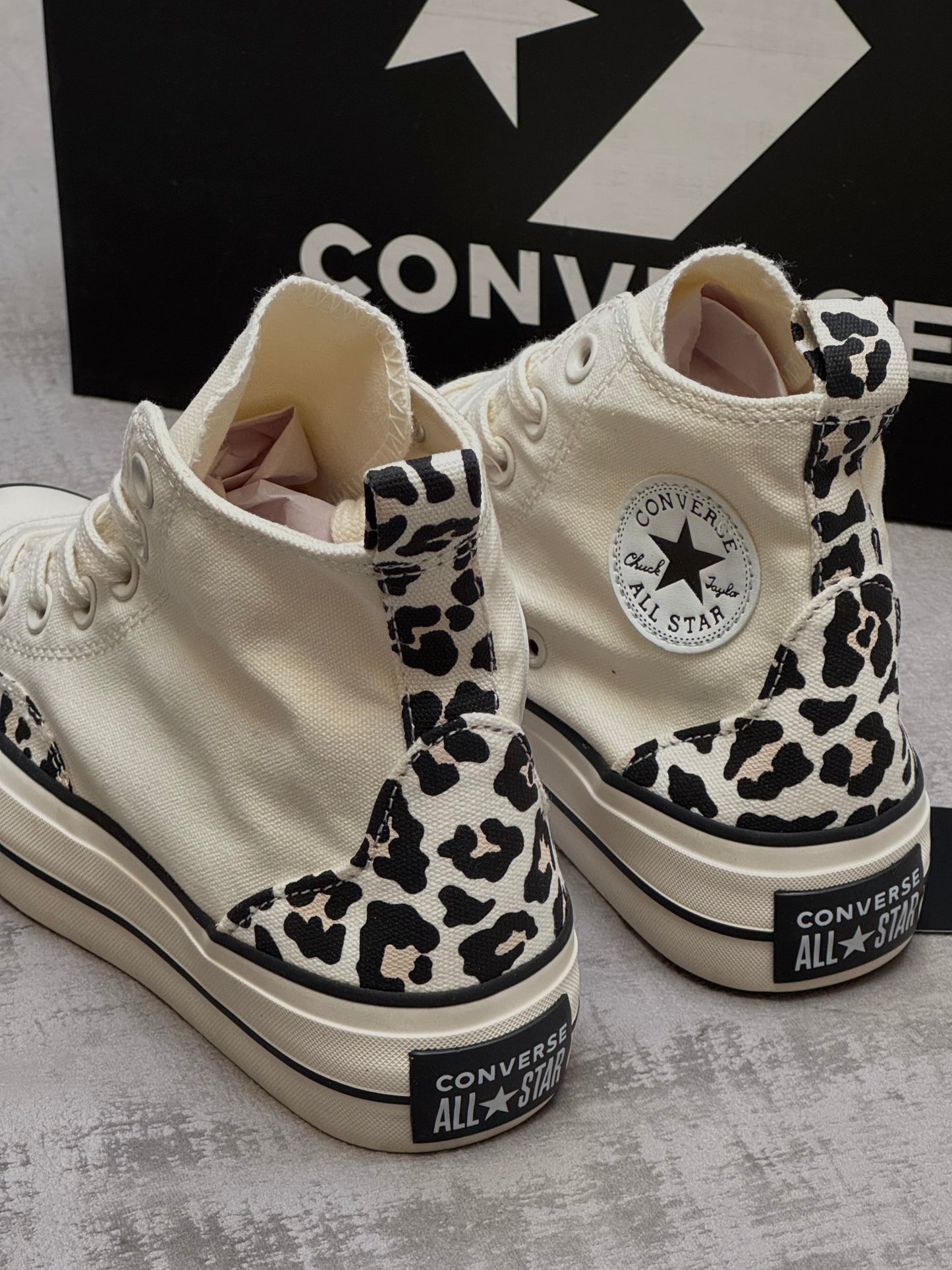 Converse Beige Animal Print