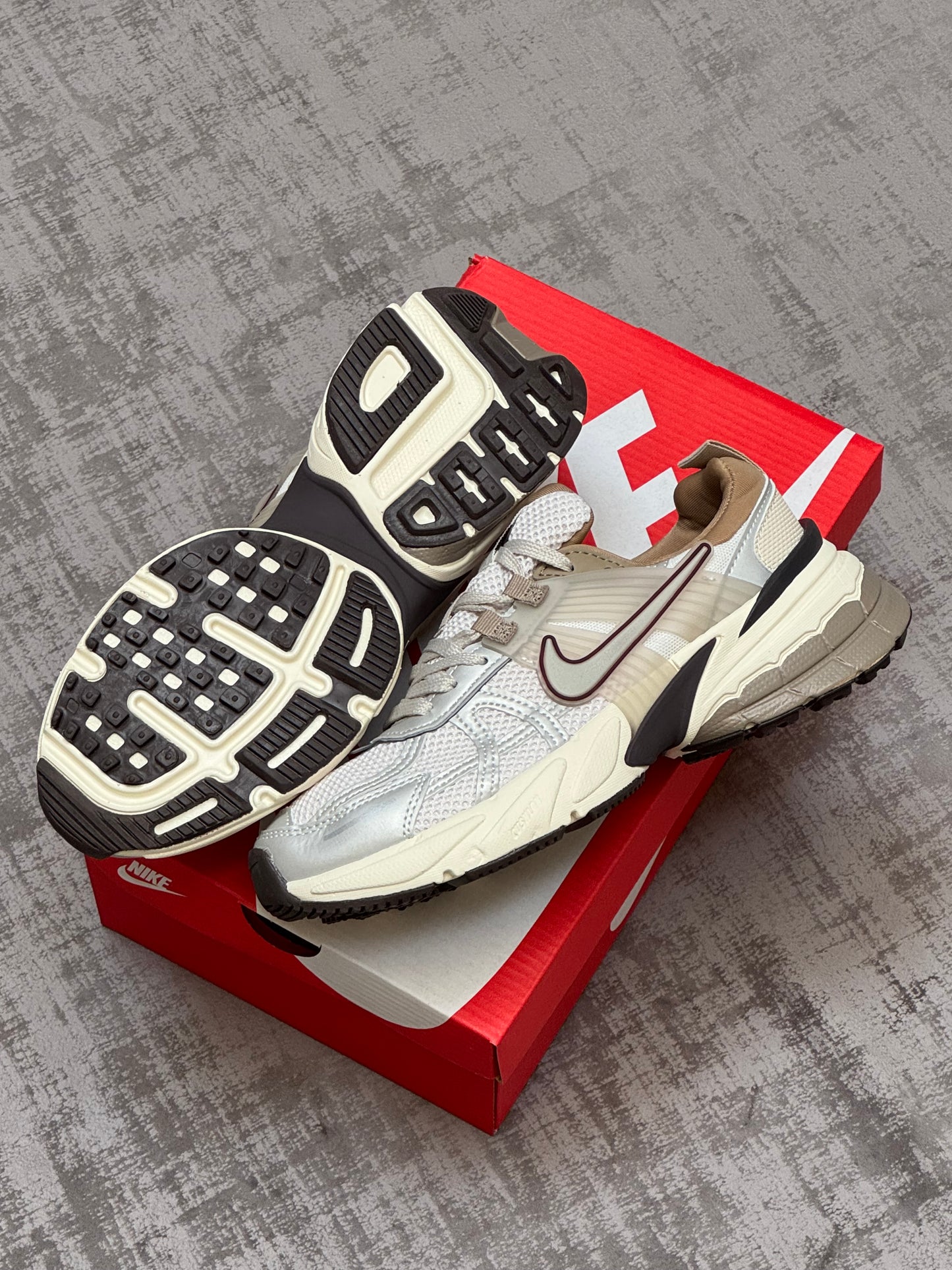 Nike V2K Run