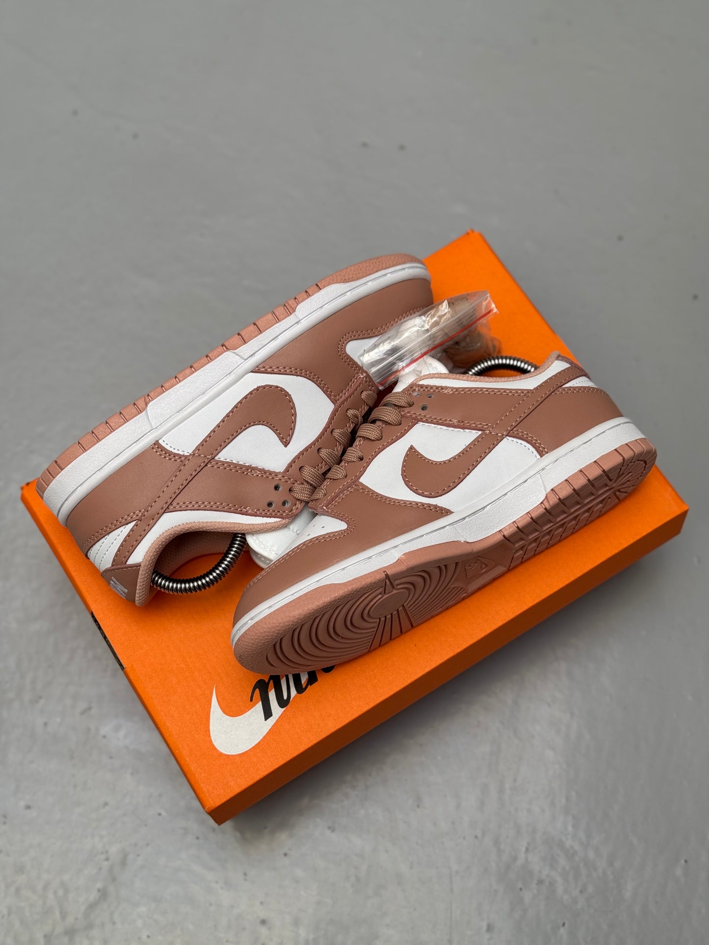 Nike Dunk Low Rose Whisper