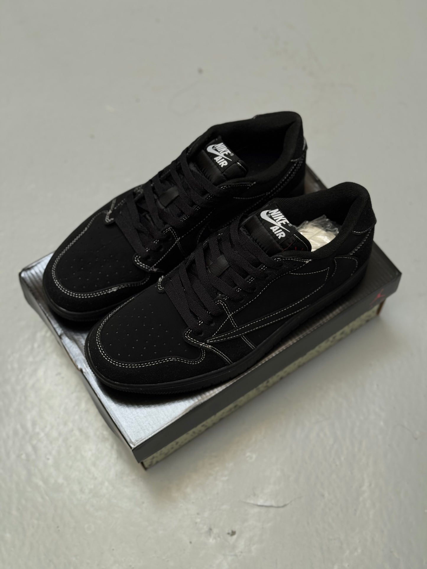 Jordan 1 Retro Low OG SP Travis Scott Black Phantom