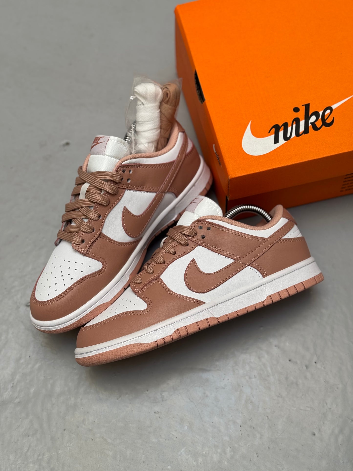 Nike Dunk Low Rose Whisper