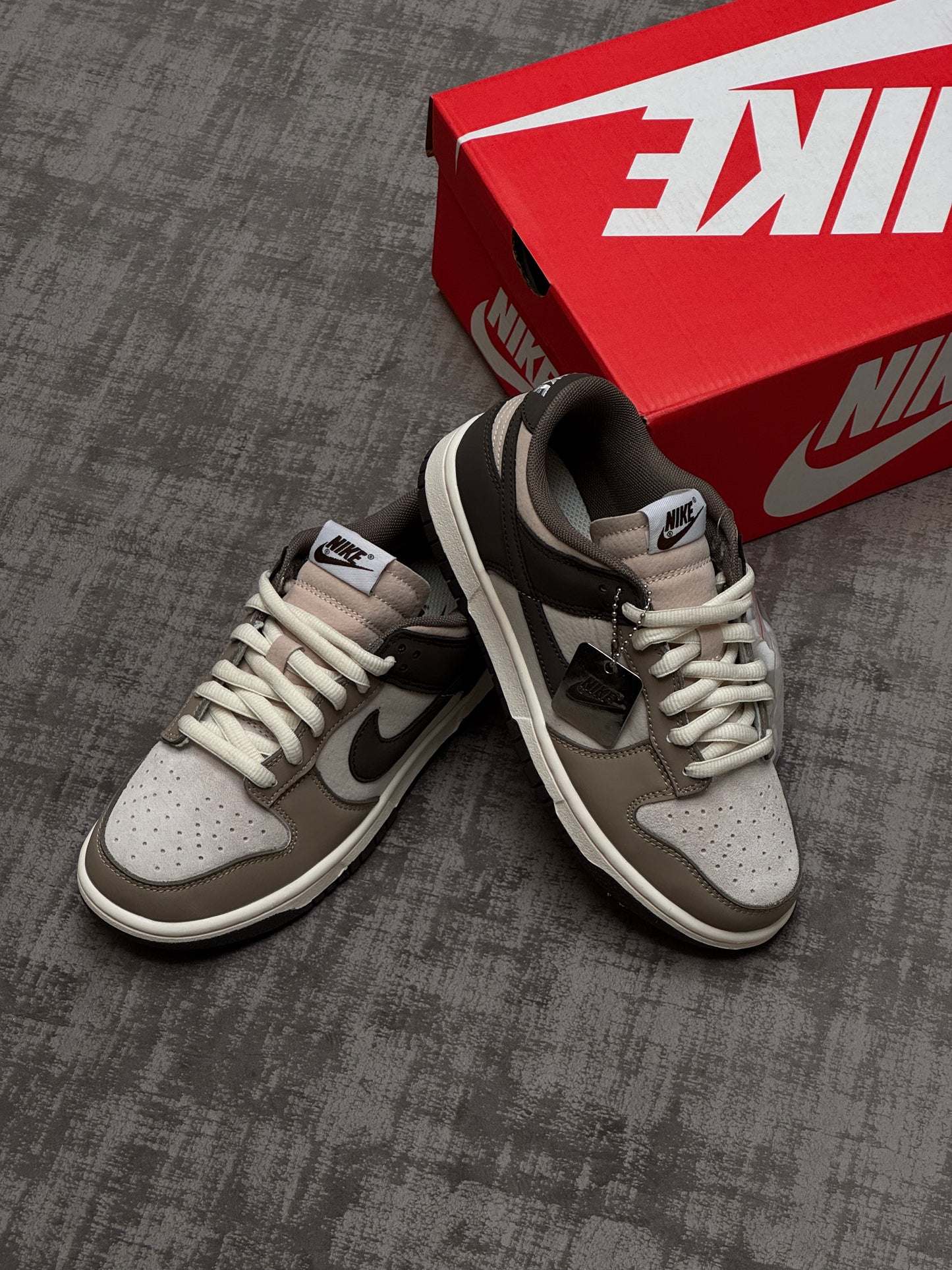 Nike SB Dunk Otomo
