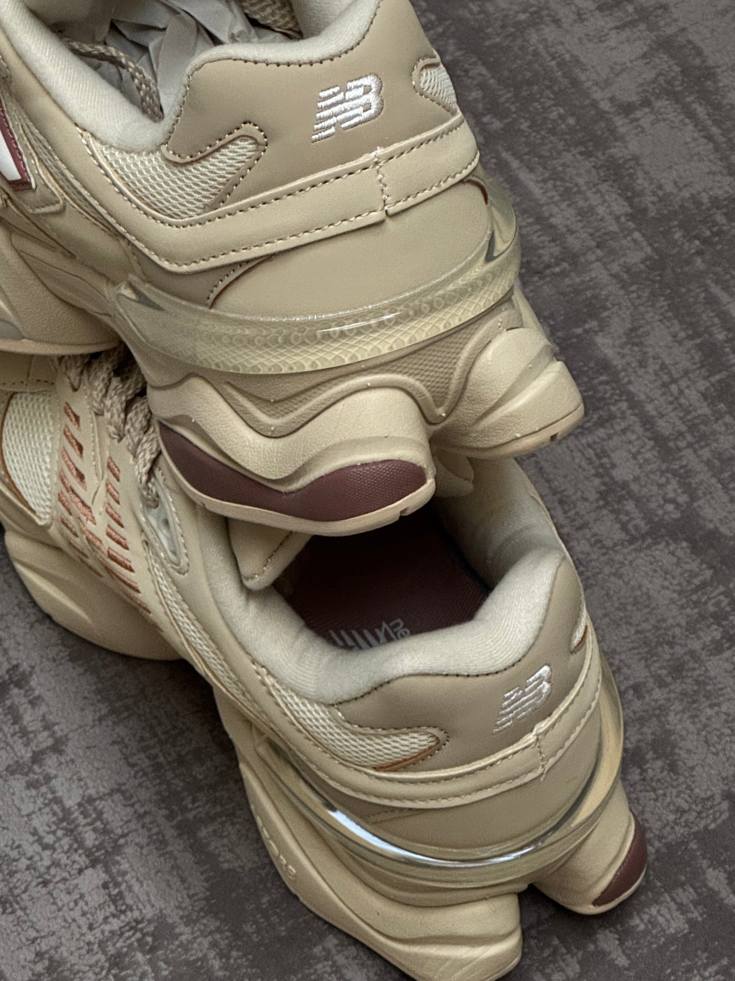 New Balance 9060 Beige