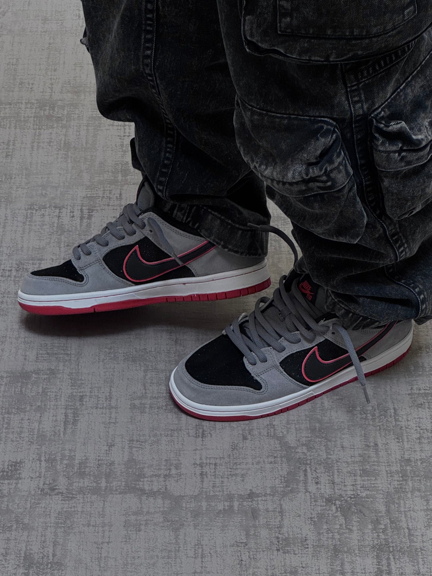 Nike SB Dunk Negro Rojo
