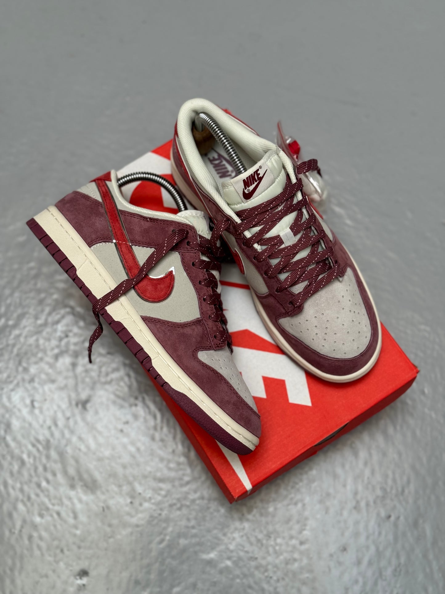 Nike SB Dunk Low Steamboy Ost Branded