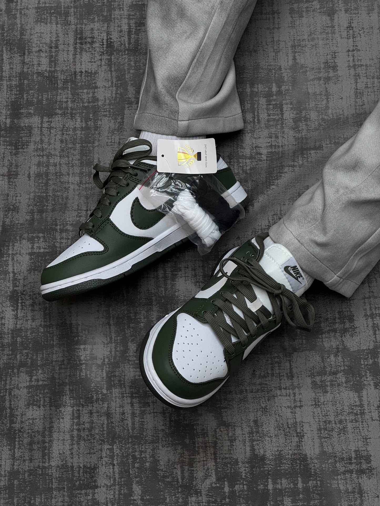 Nike SB Dunk Low Oliva