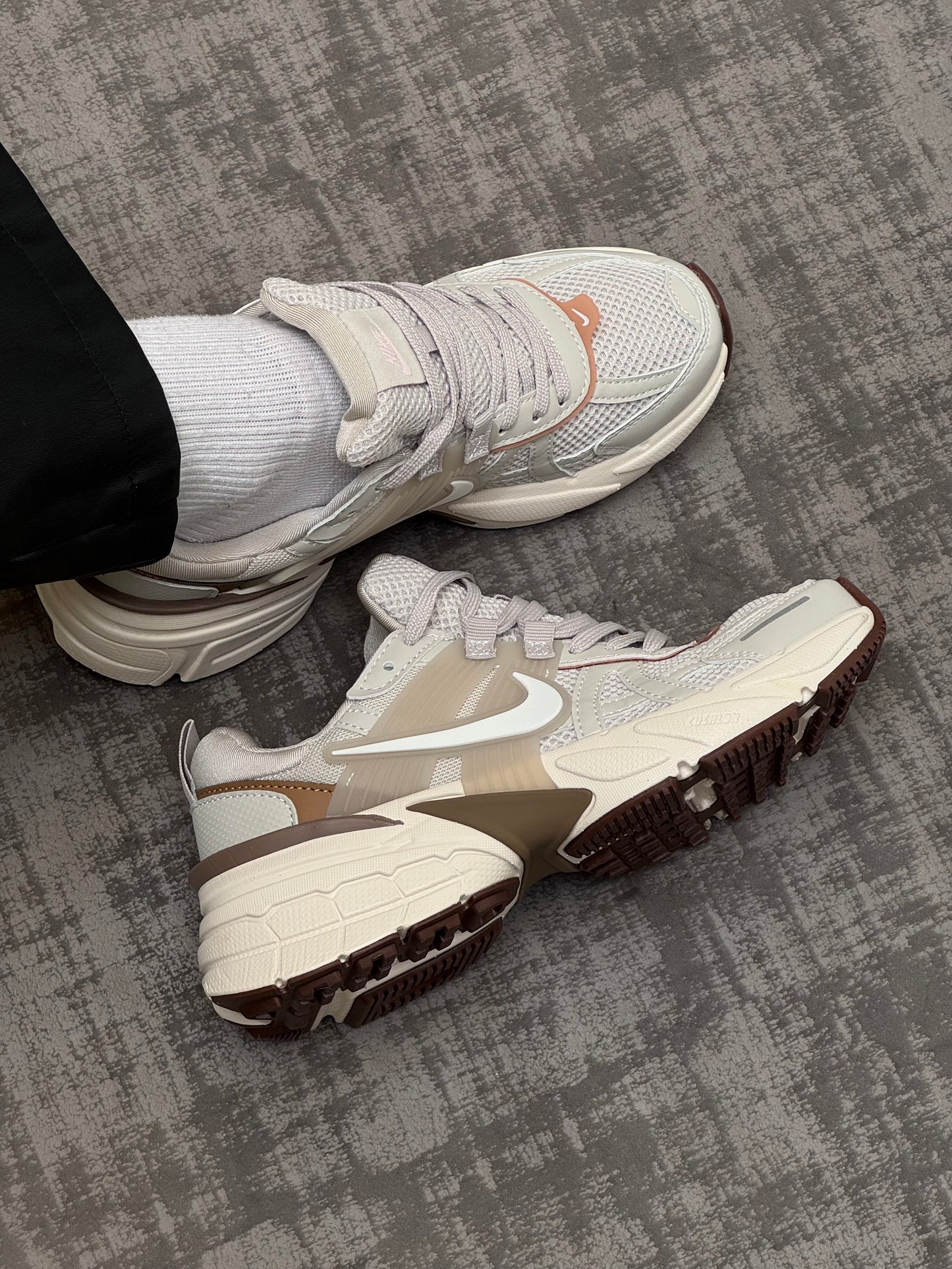 Nike V2K Run