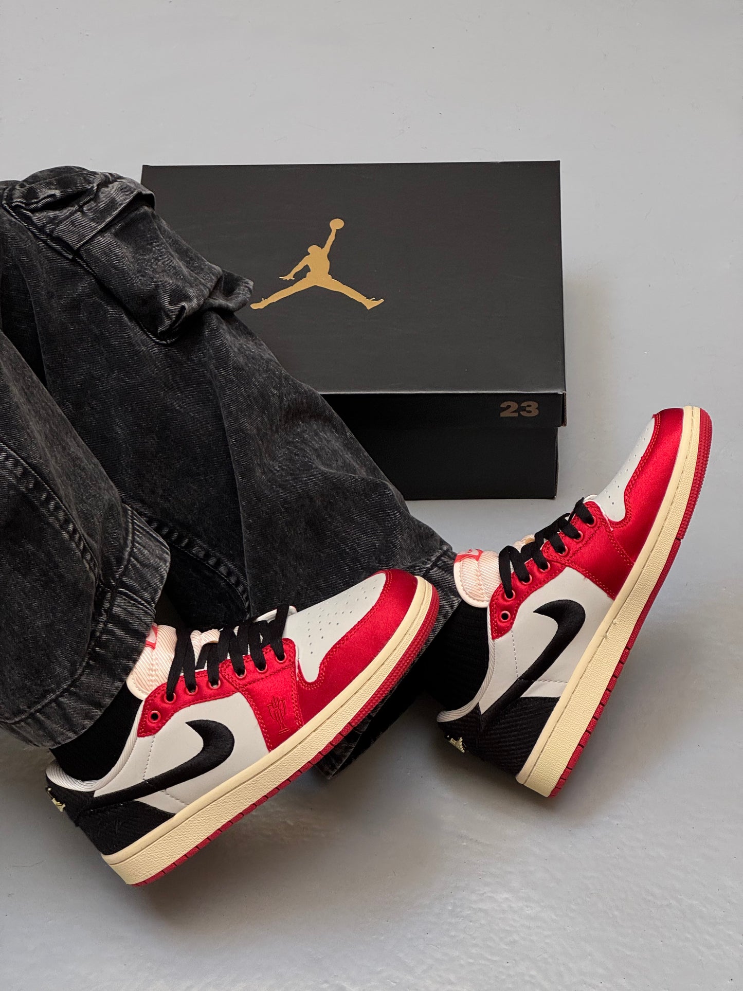 Air Jordan 1 Retro Low OG Trophy Room Away