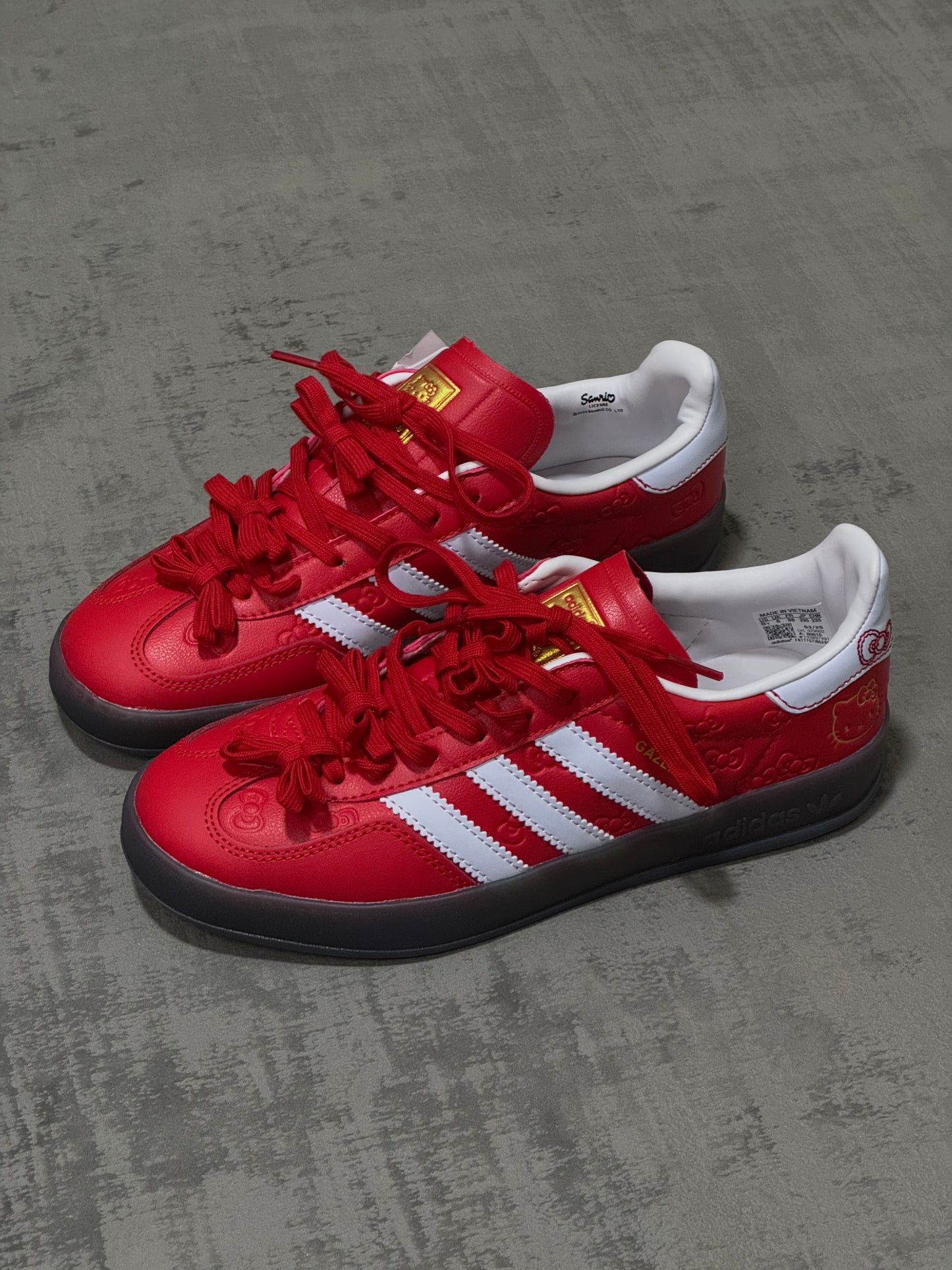 Adidas Gazelle Indoor Hello Kitty