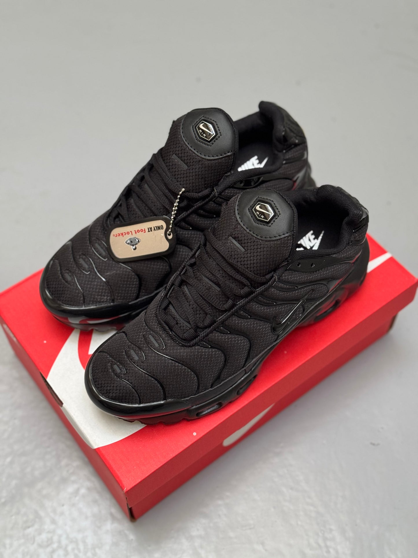 Nike Air Max TN Total Black