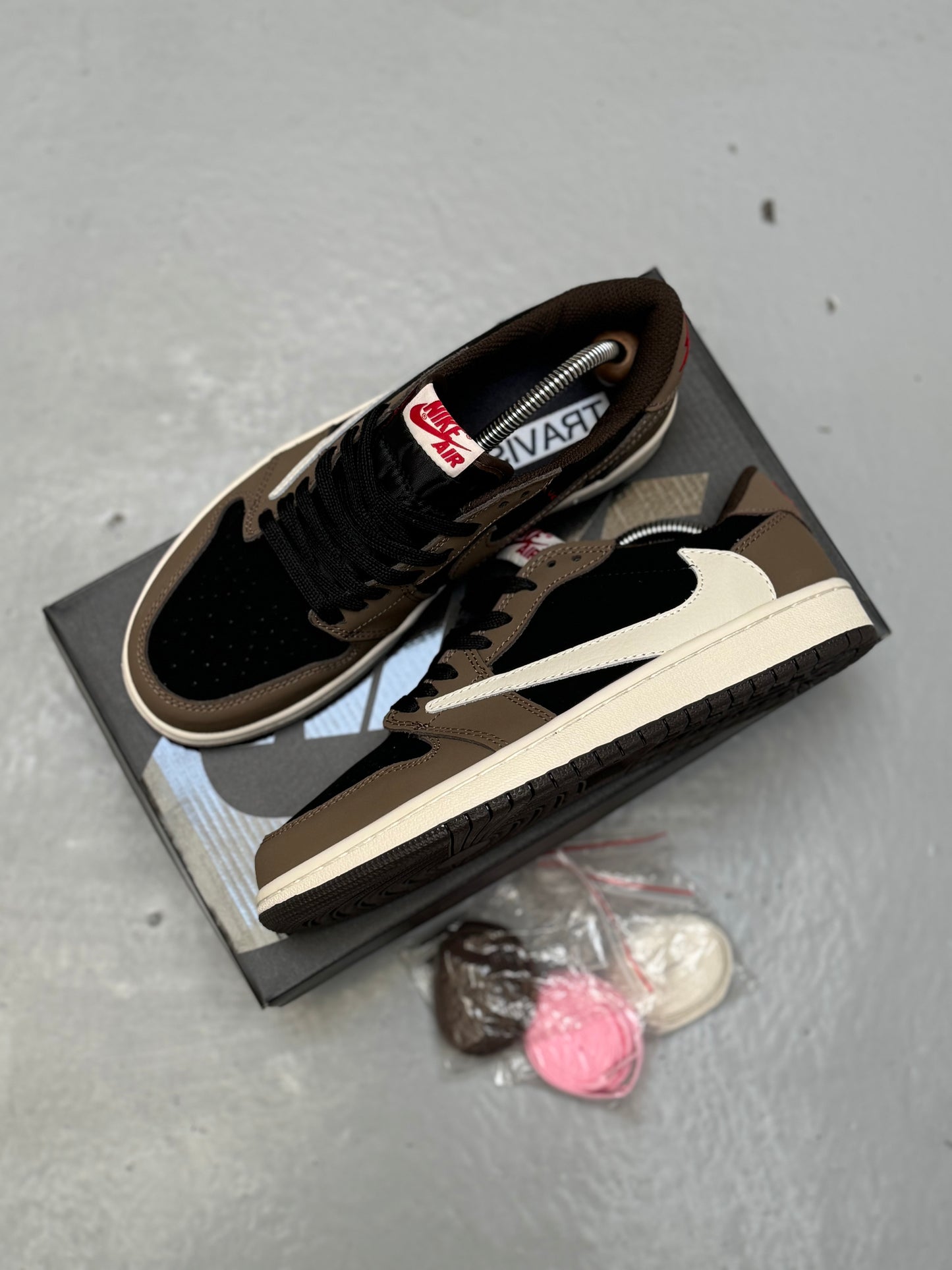 Air Jordan 1 Low X Travis Scott