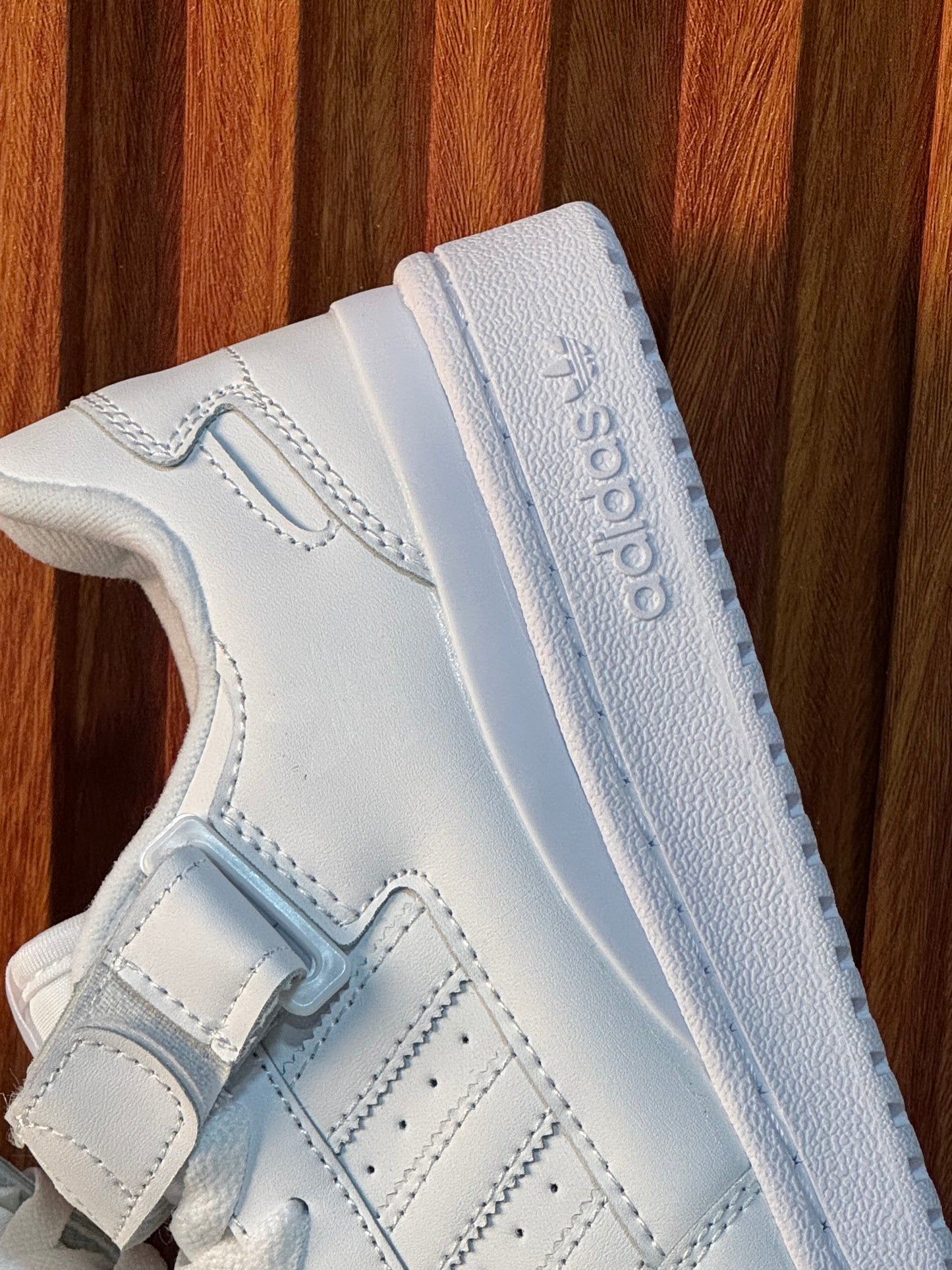 Adidas Forum Low Blancas