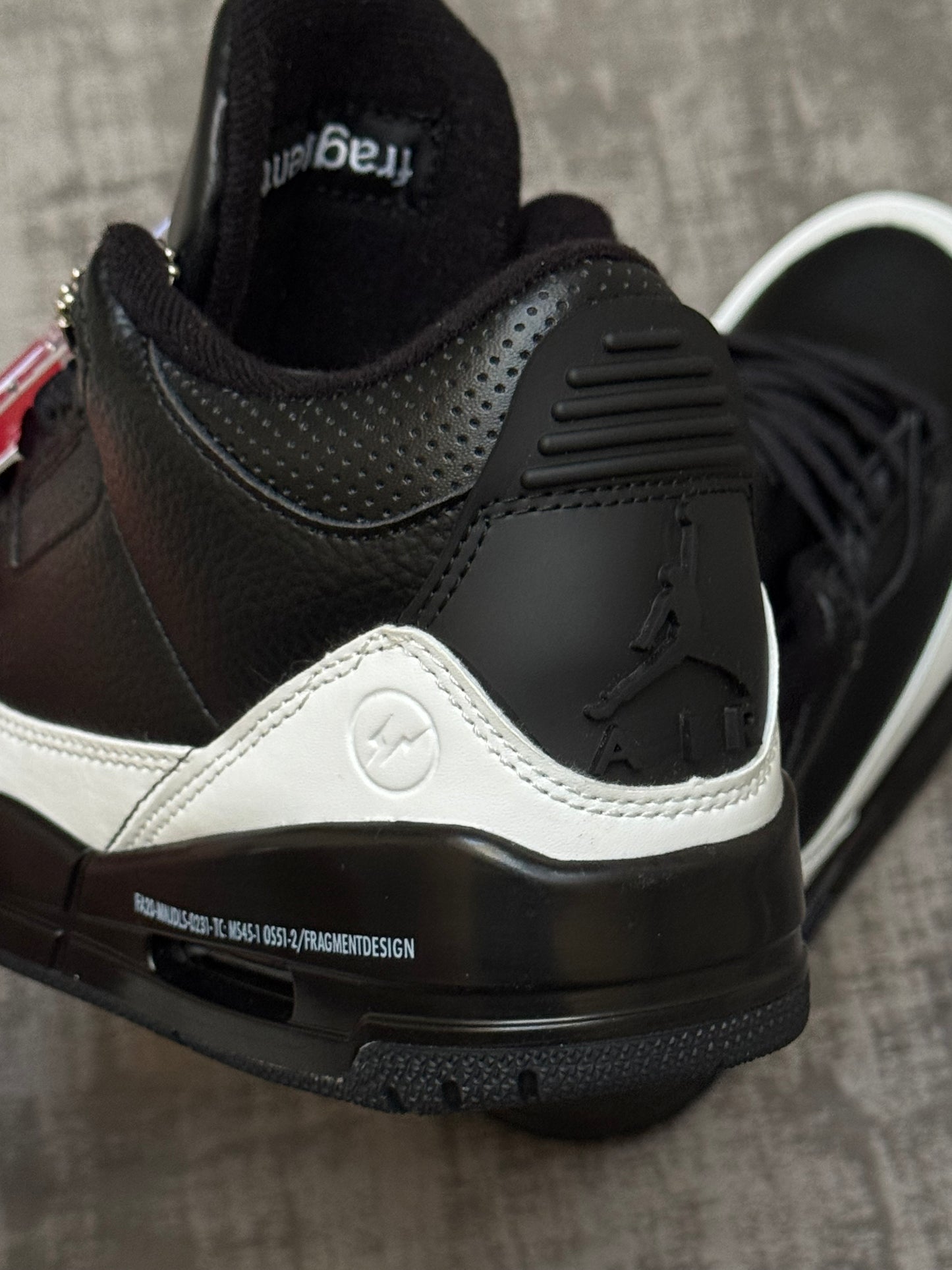 Air Jordan Retro 3 B&W