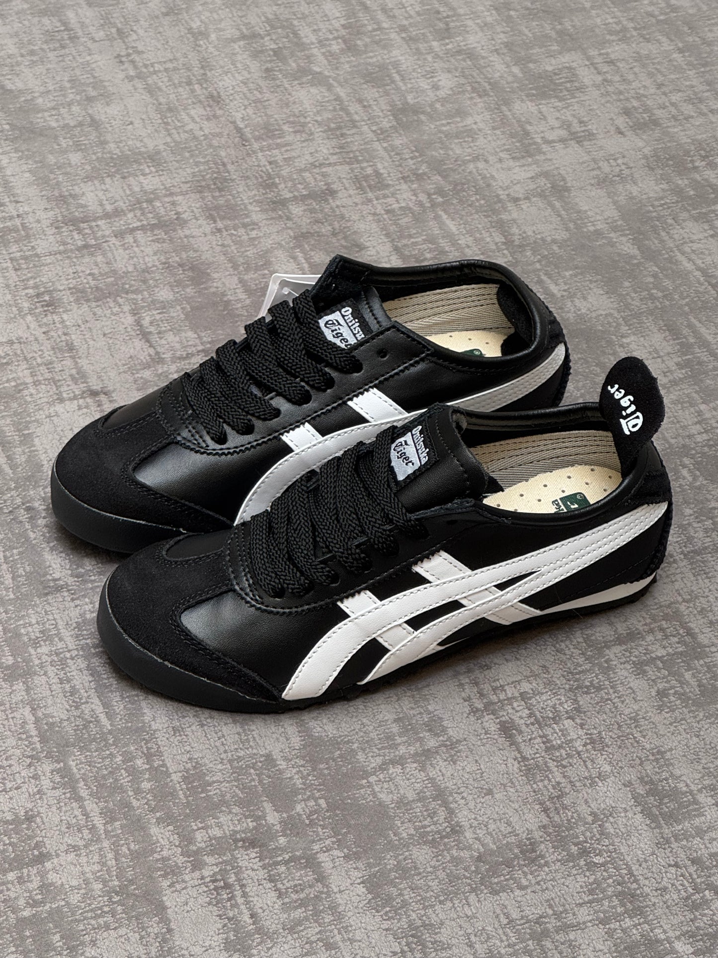 Onitsuka Tiger México 66 Black White