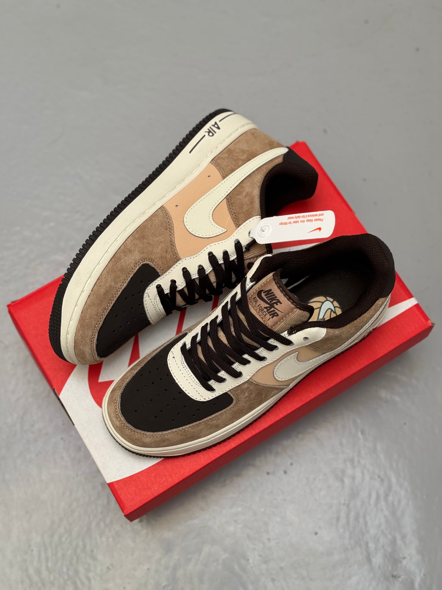 Nike Air Force One 1 07 LV8