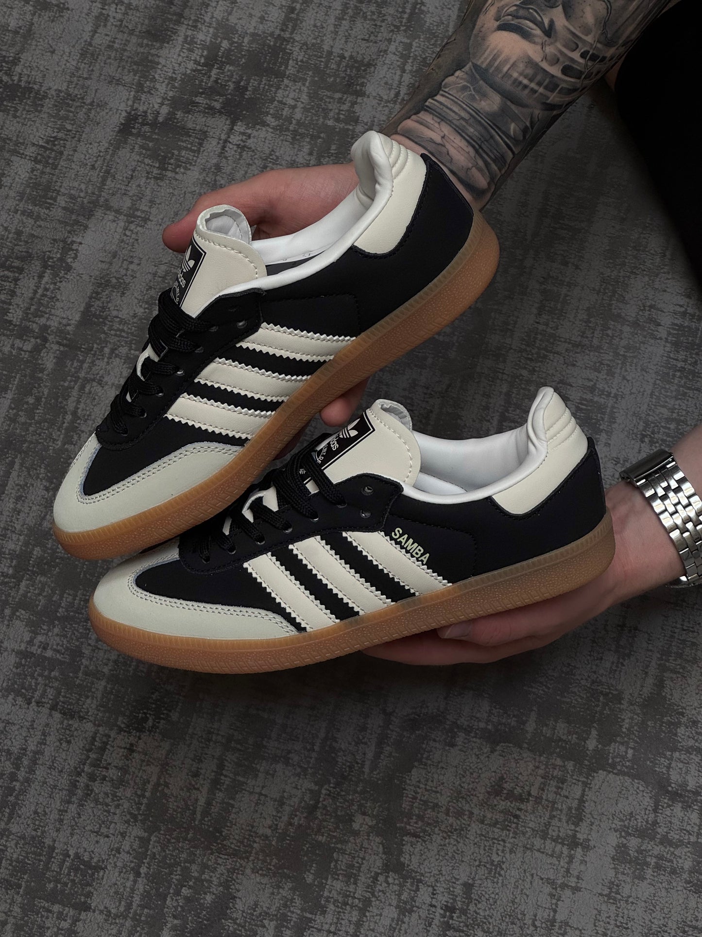 Adidas Samba Negra & Beige