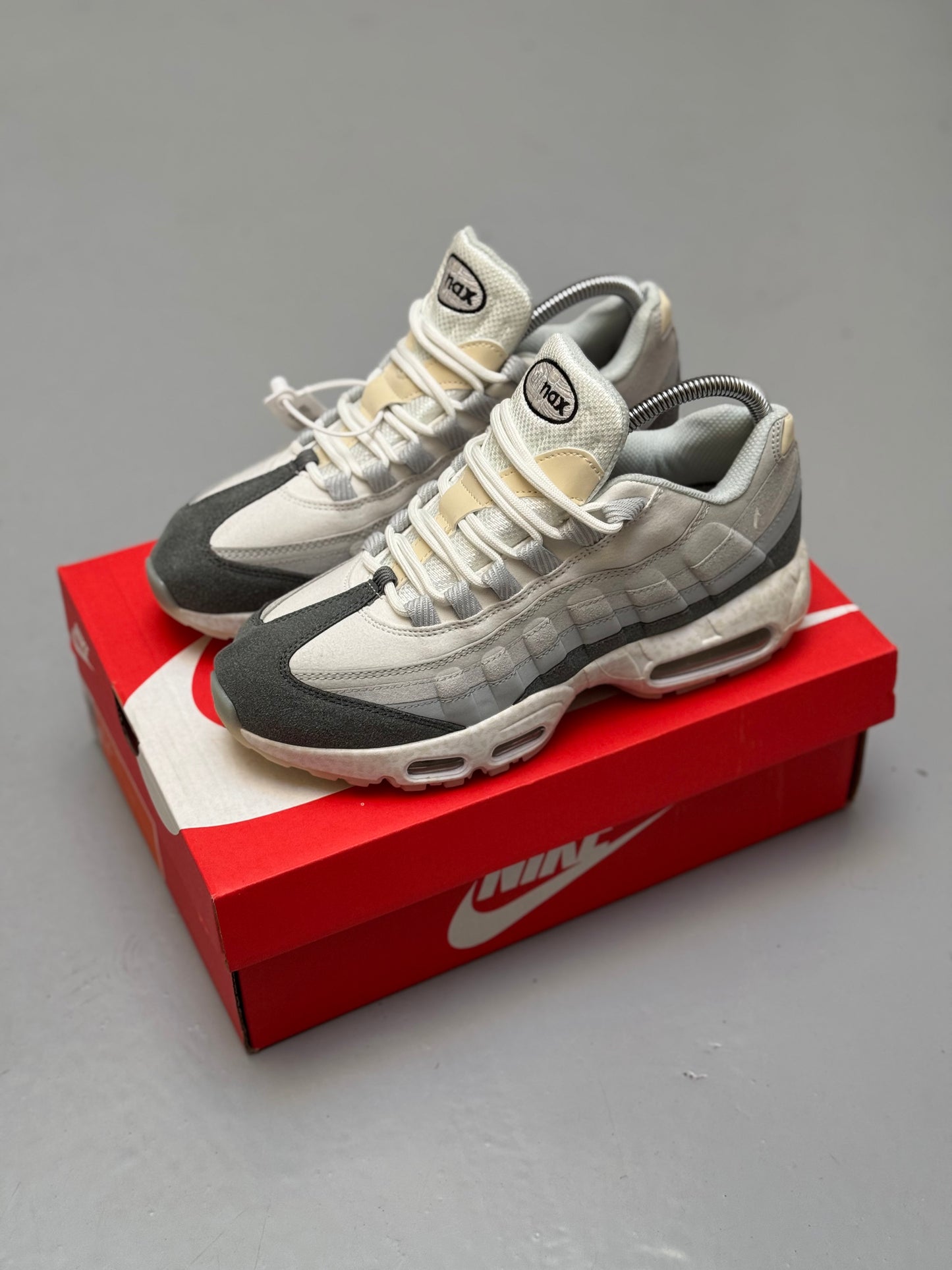 Nike Air Max 95 Anatomy Bone