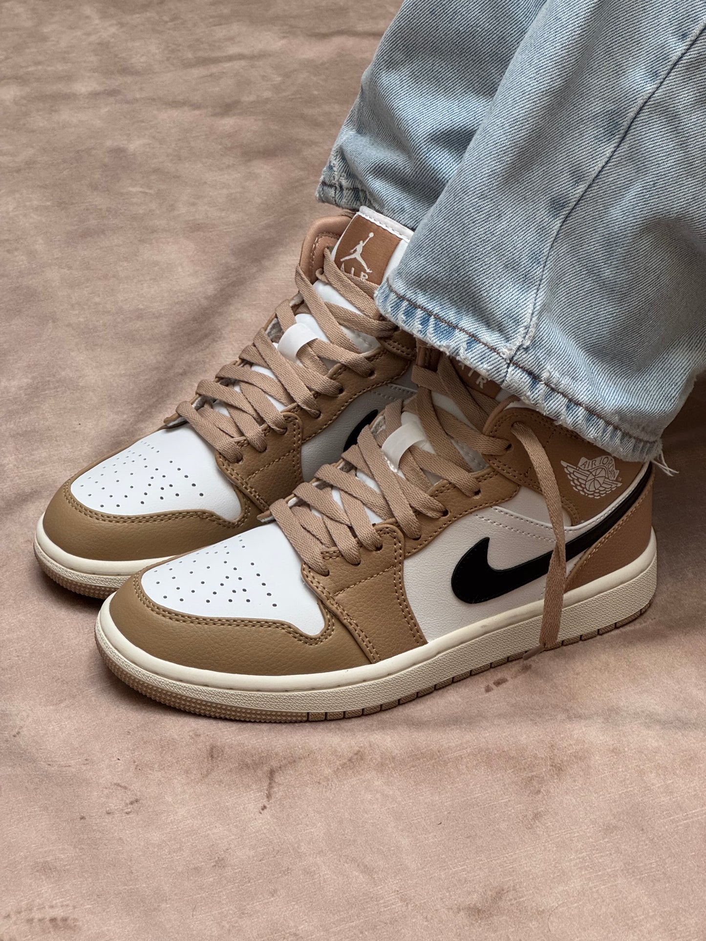 Air Jordan 1 Mid