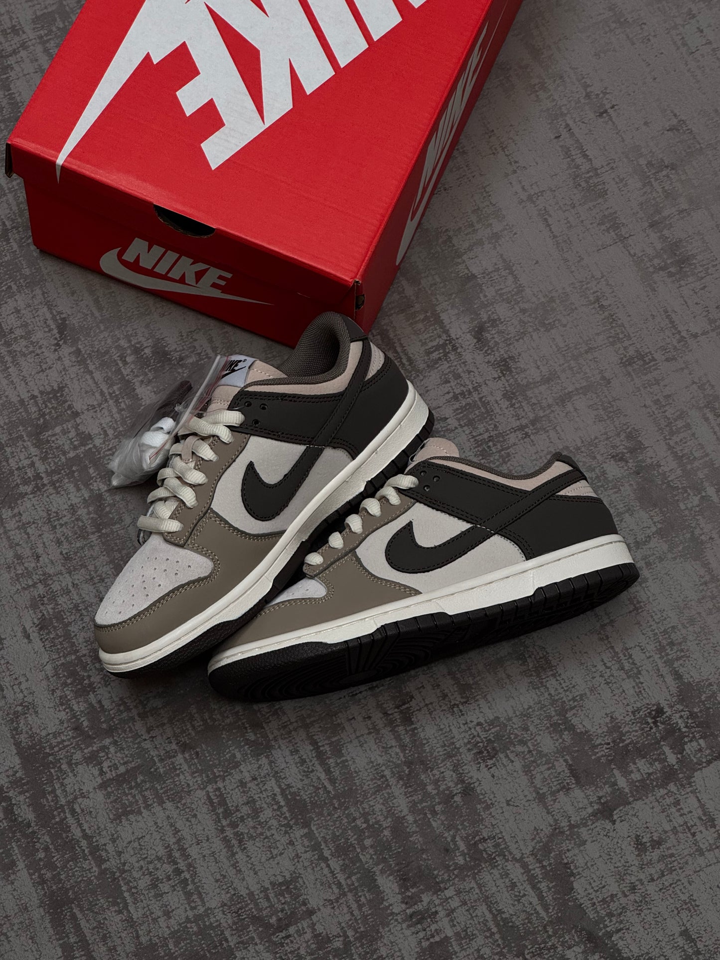 Nike SB Dunk Otomo