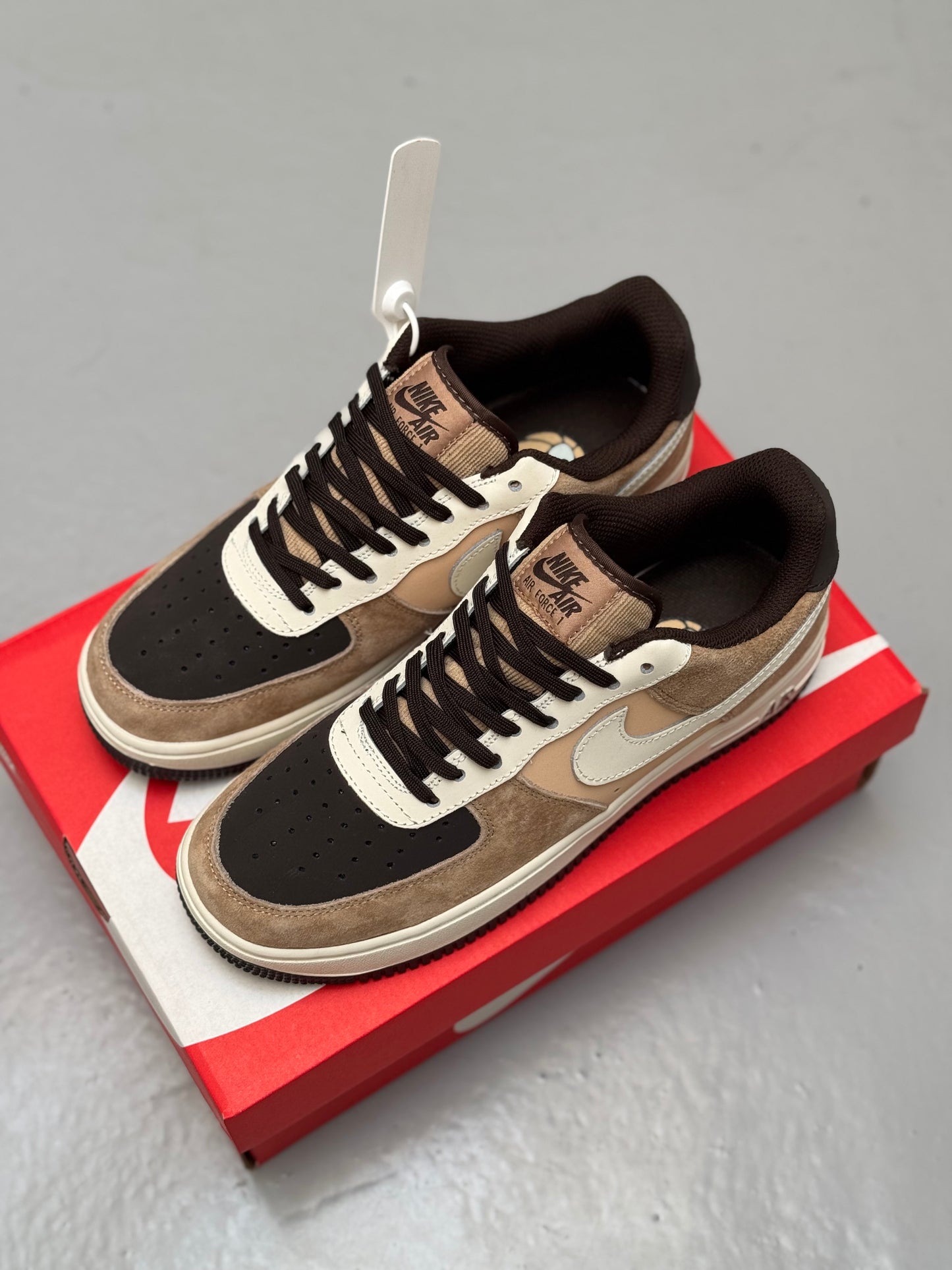 Nike Air Force One 1 07 LV8