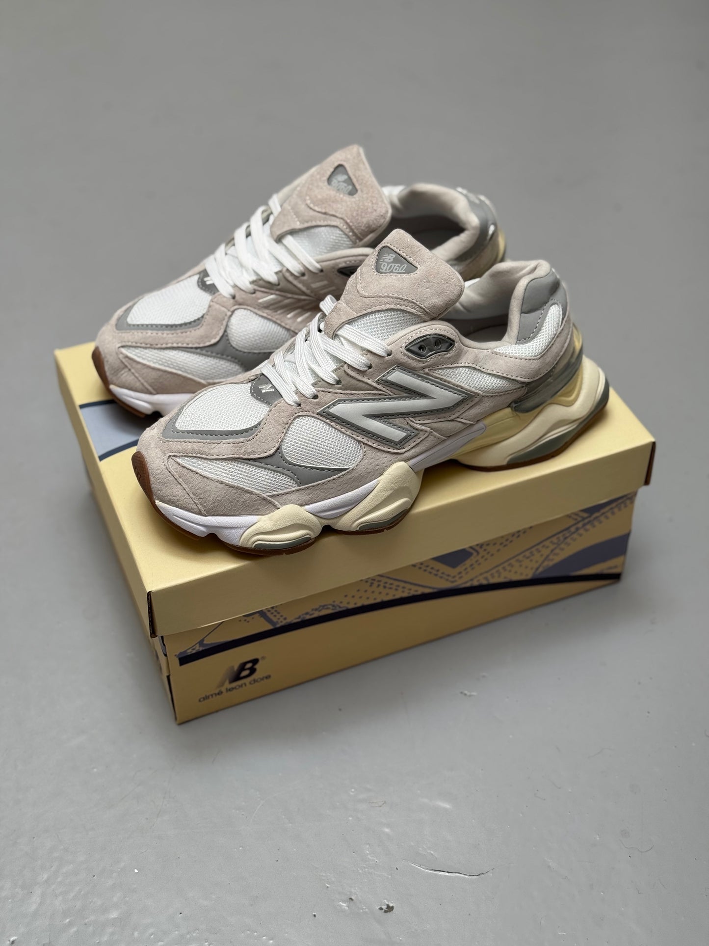 New Balance 9060