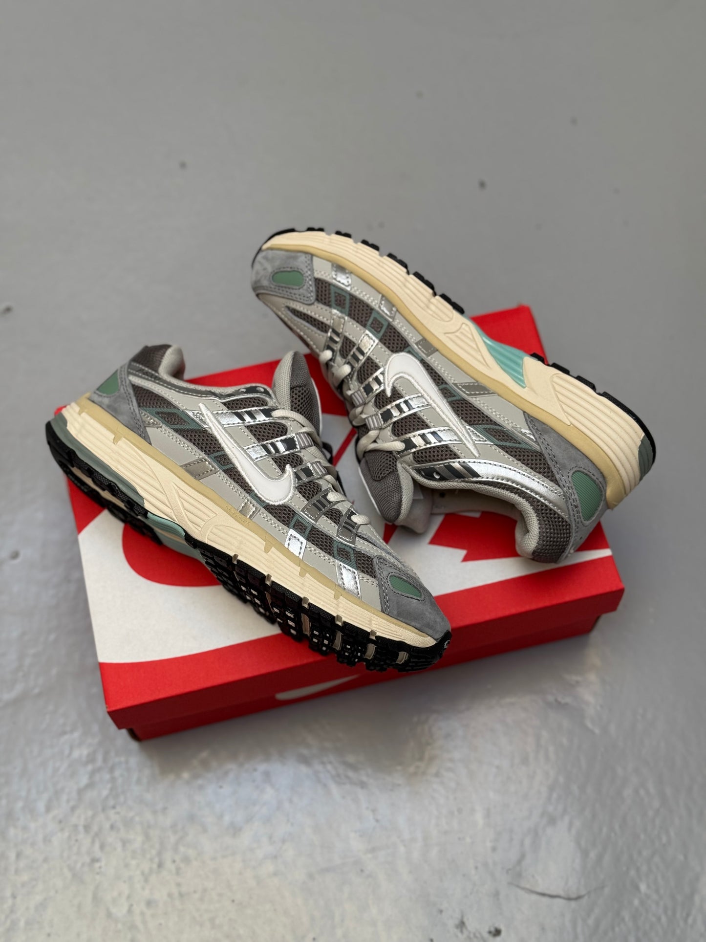 Nike P-6000