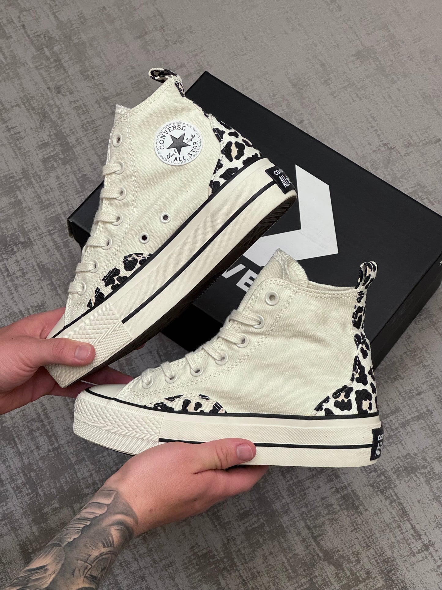 Converse Beige Animal Print
