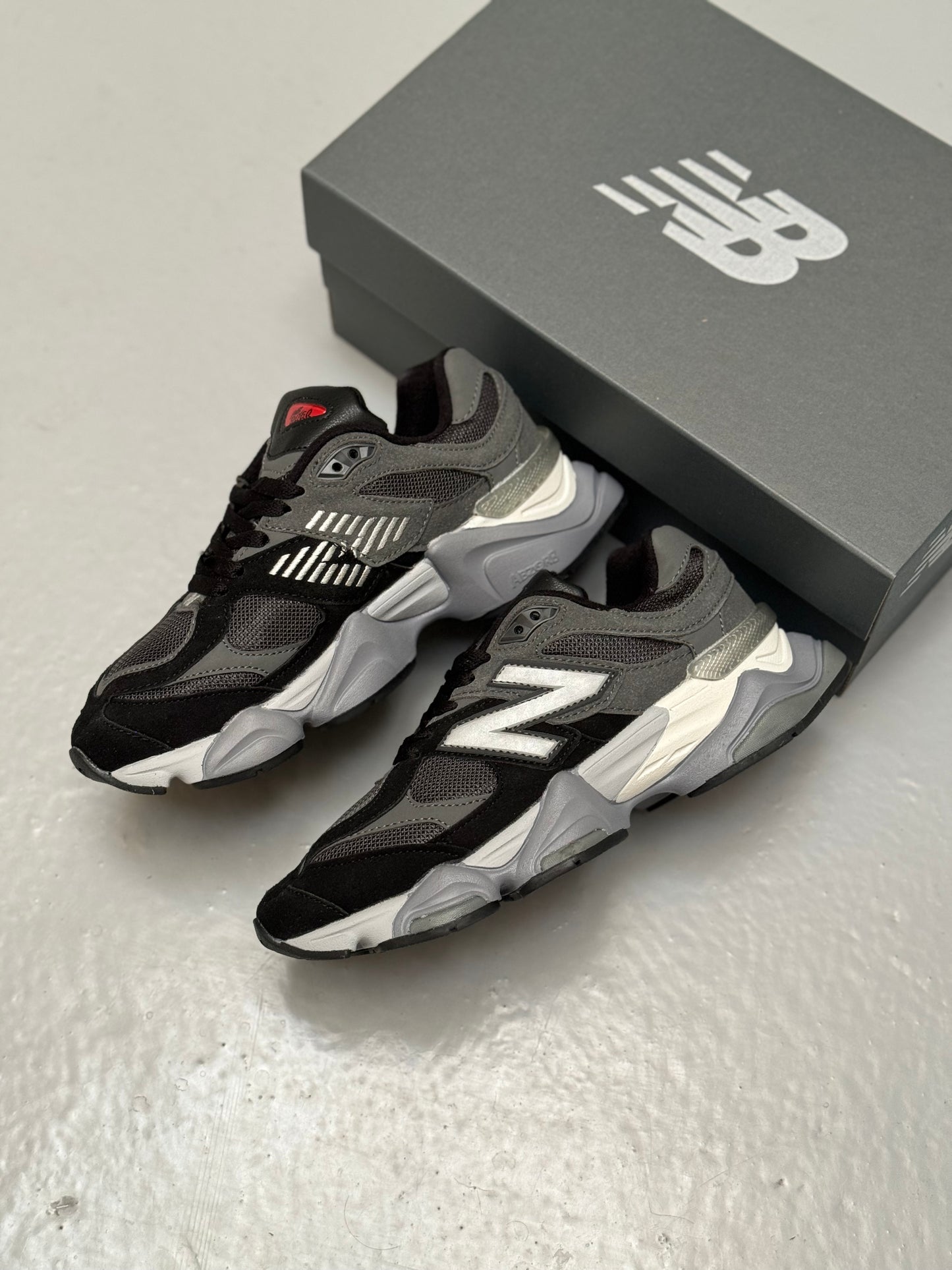 New Balance 9060 Black