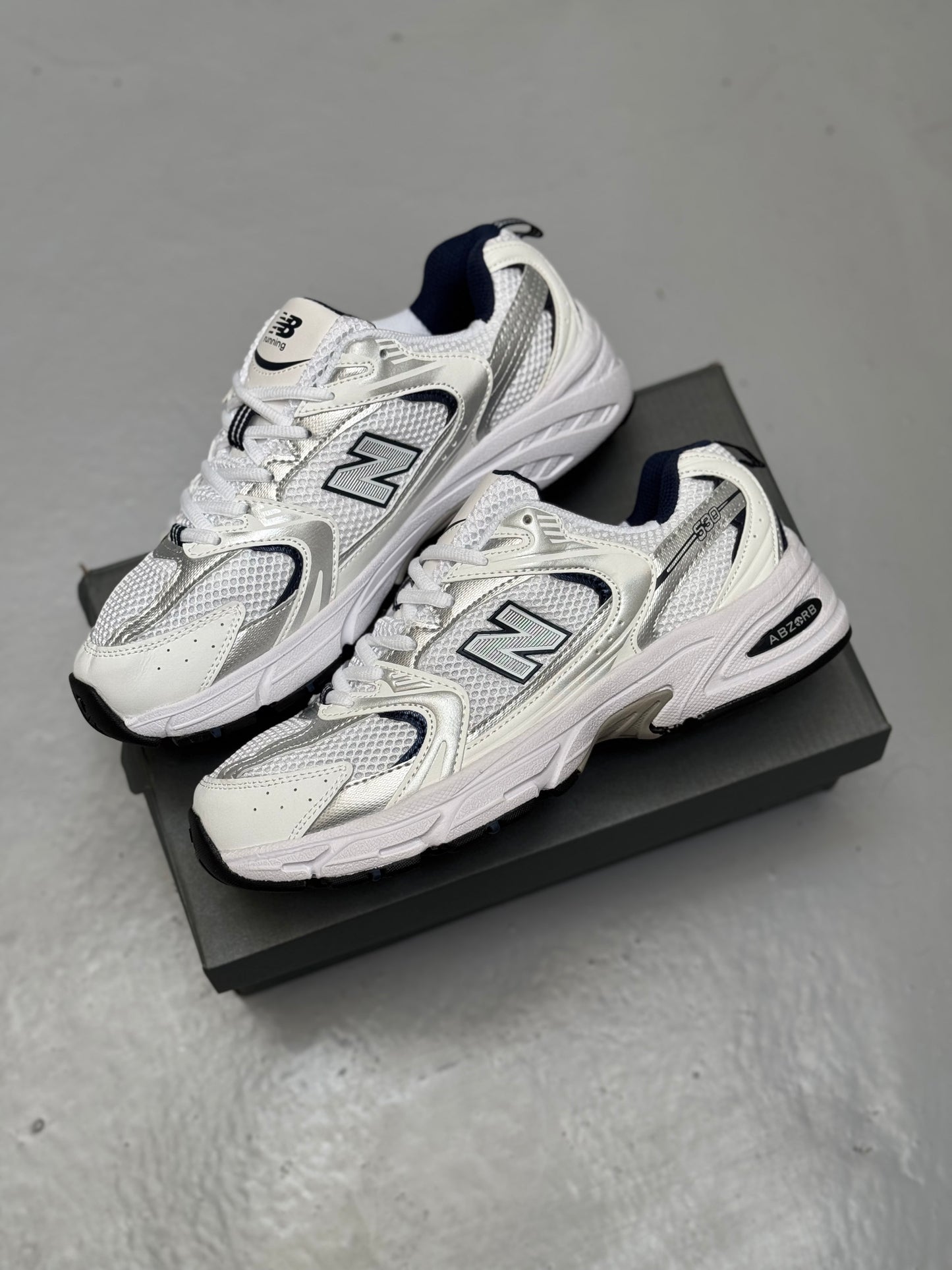 New Balance 530