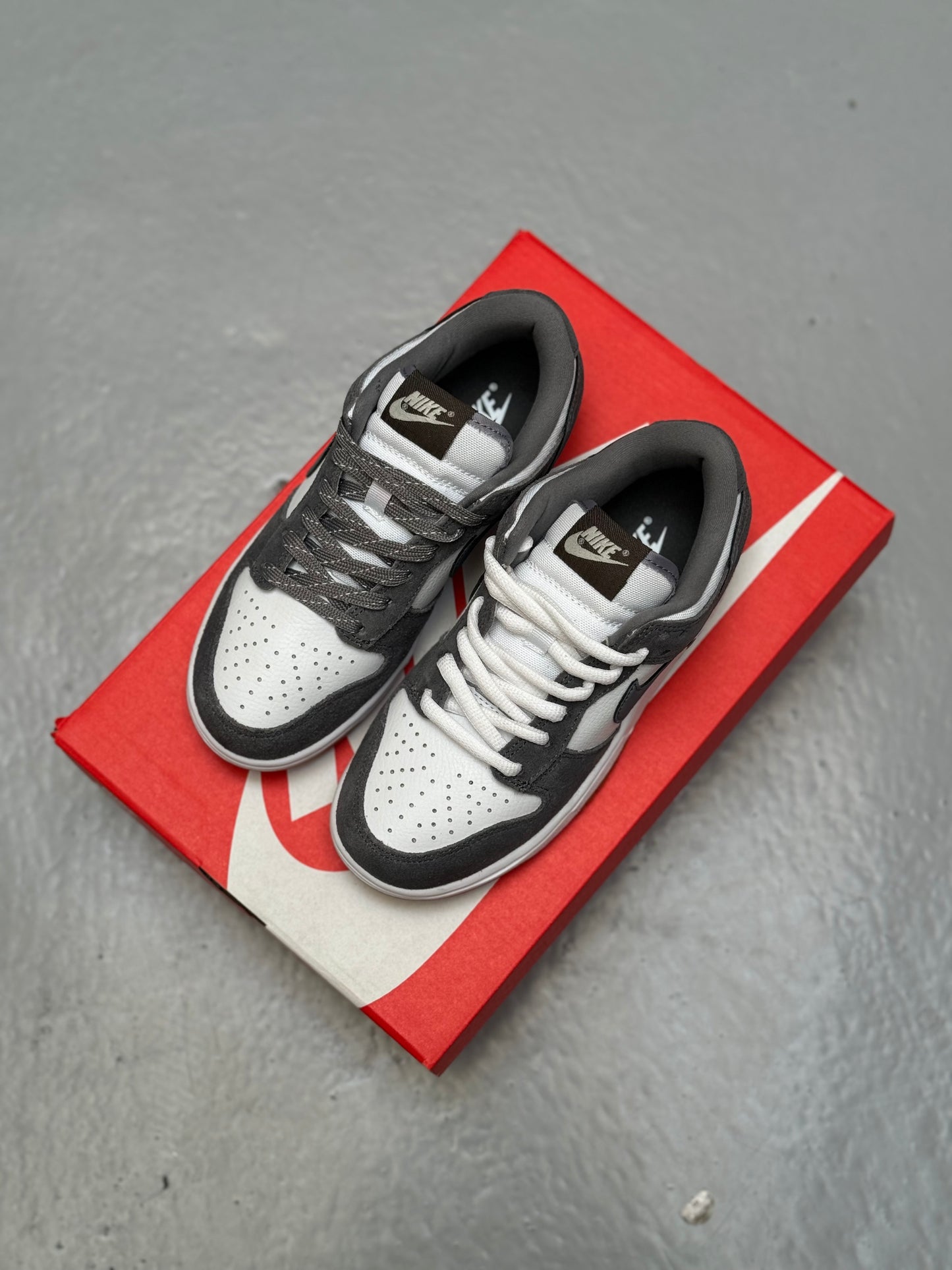 Nike Dunk Low Smoke Grey Gum 3M Swoosh