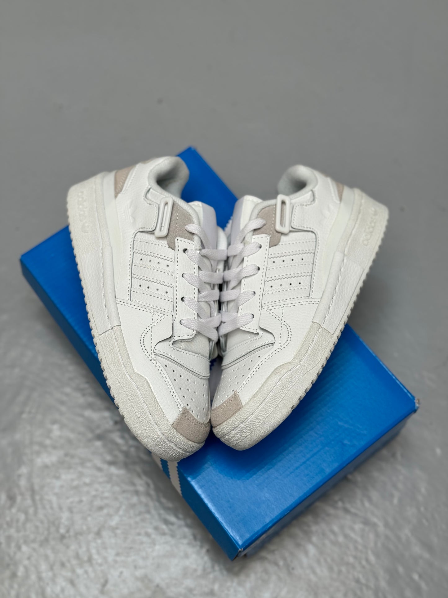 Adidas Forum White