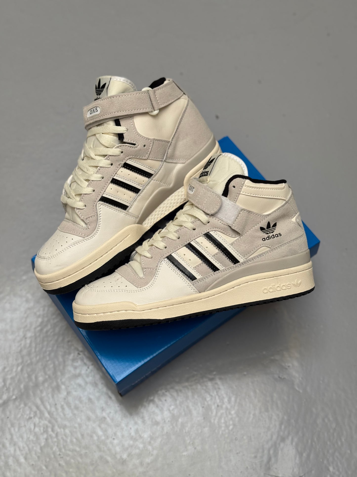 Adidas Forum Mid Line Black