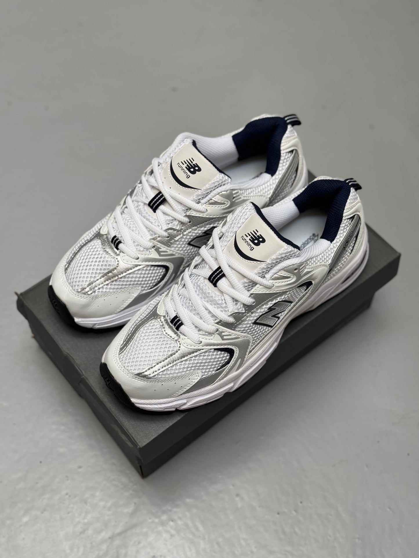 New Balance 530
