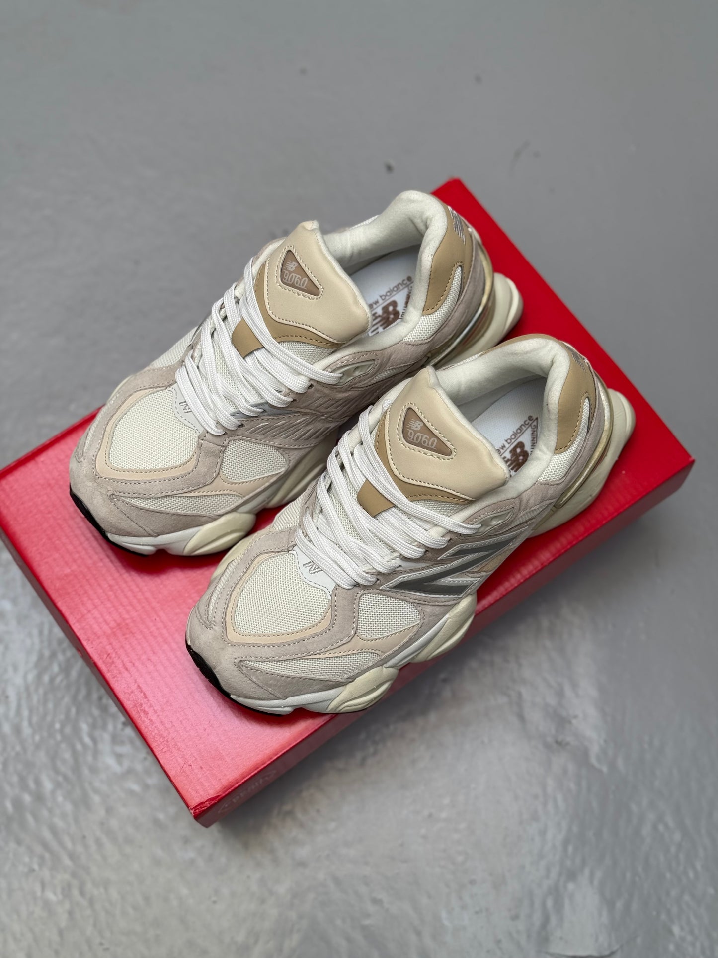 New Balance 9060 Beige